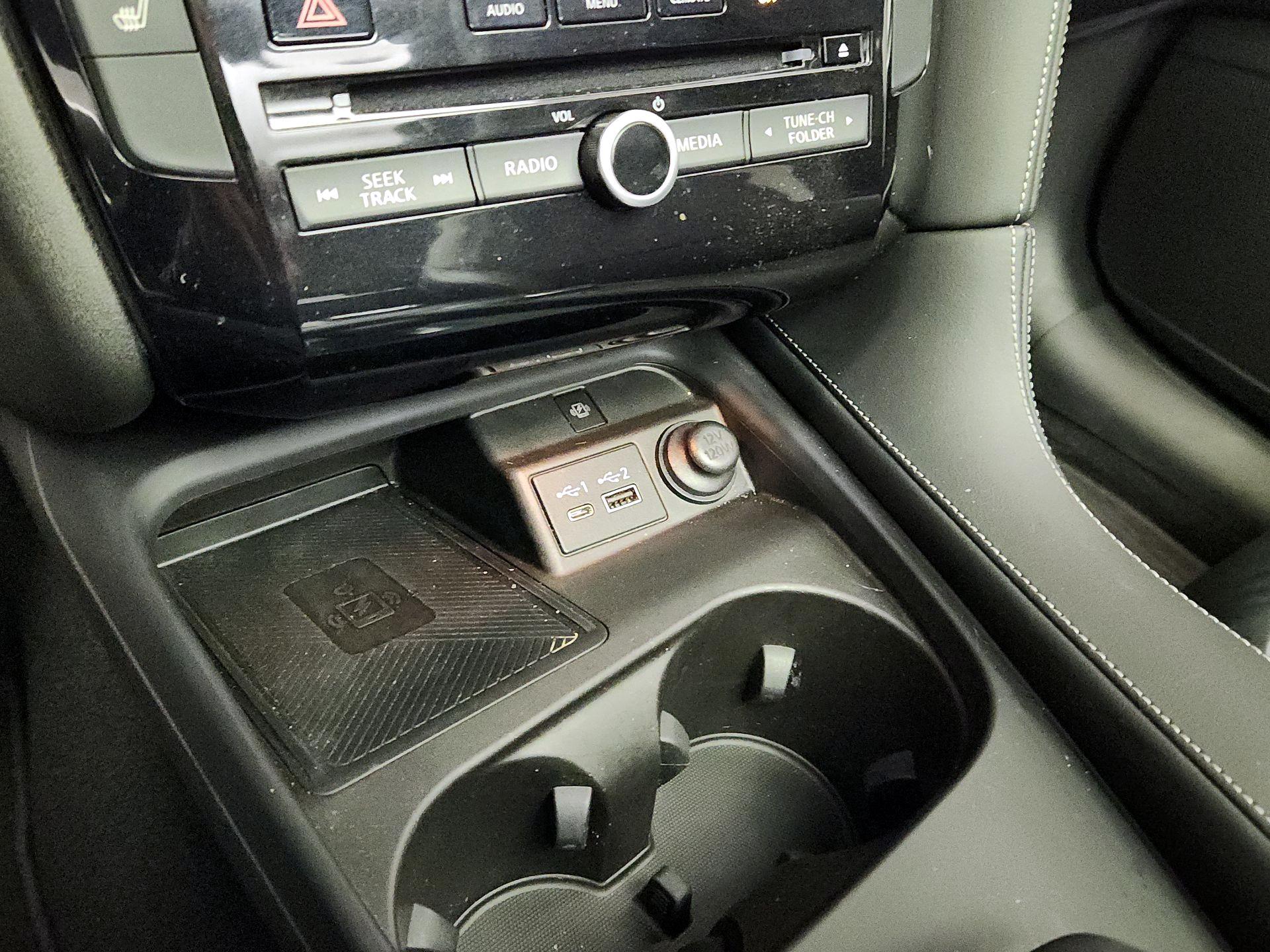 Thumbnail: 2023 INFINITI QX50 - 18