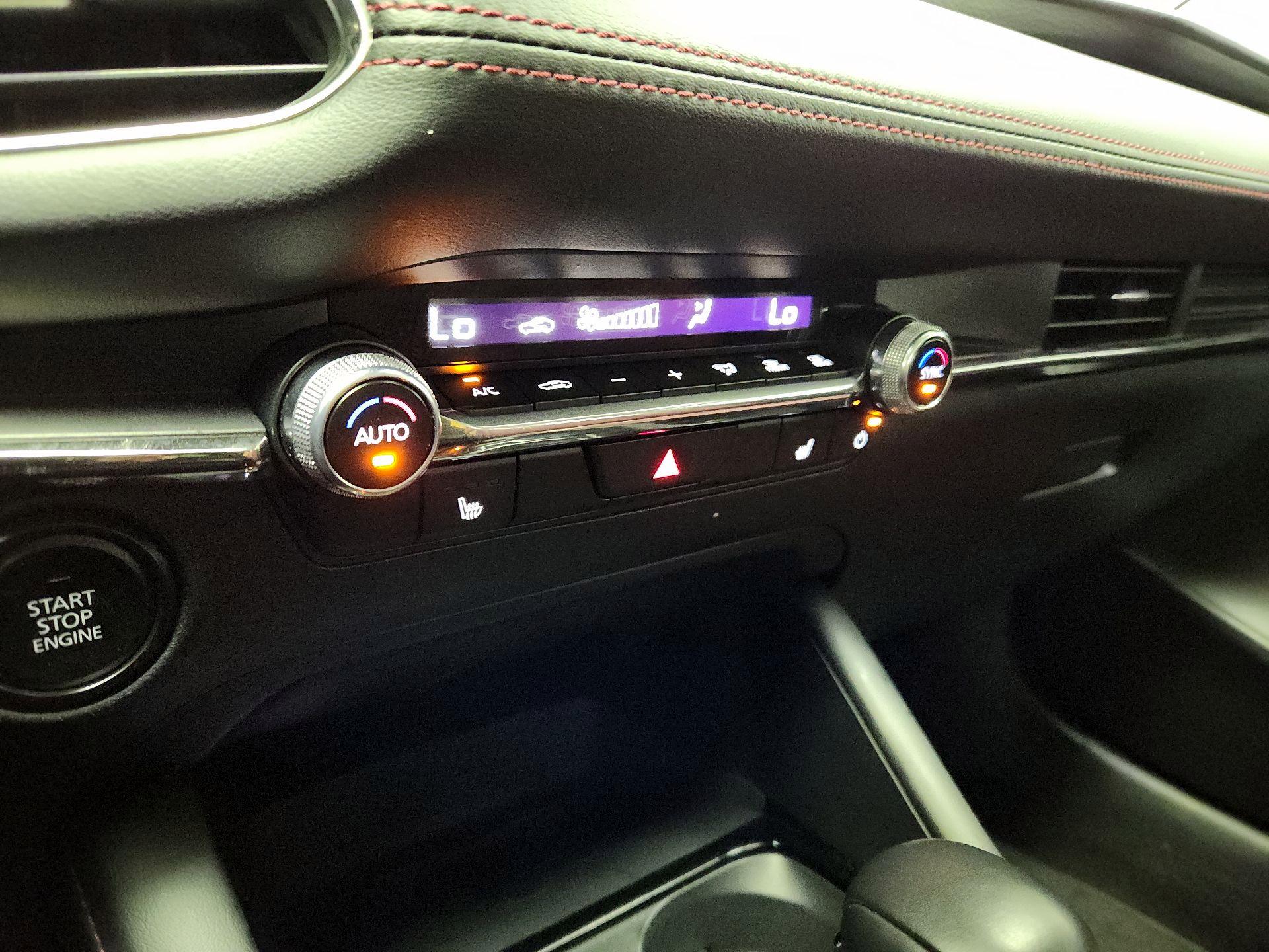 Thumbnail: 2025 Mazda Mazda3 - 16