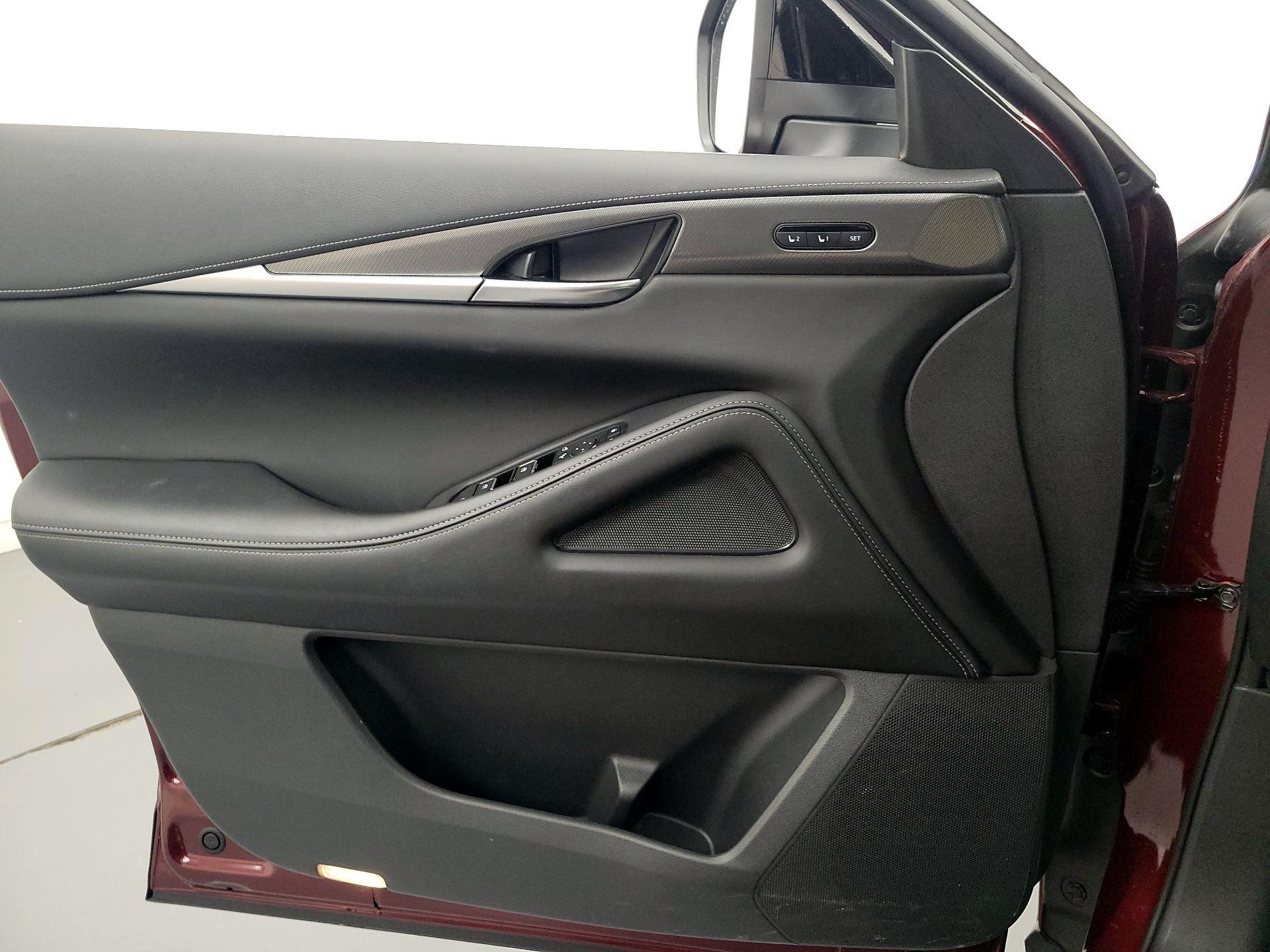 Thumbnail: 2023 INFINITI QX60 - 12