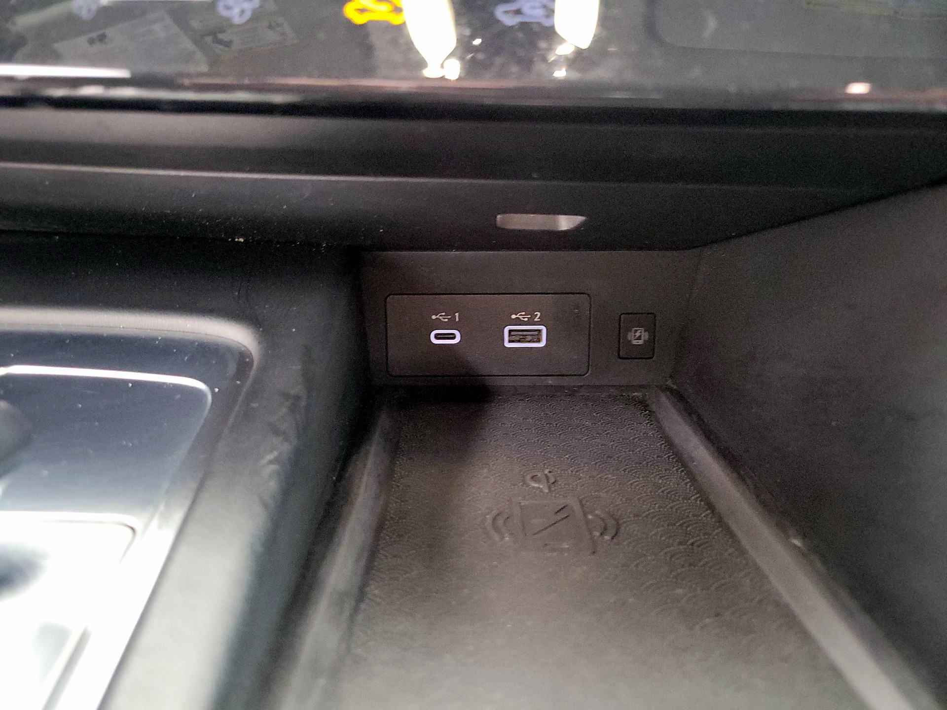 Thumbnail: 2023 INFINITI QX60 - 19