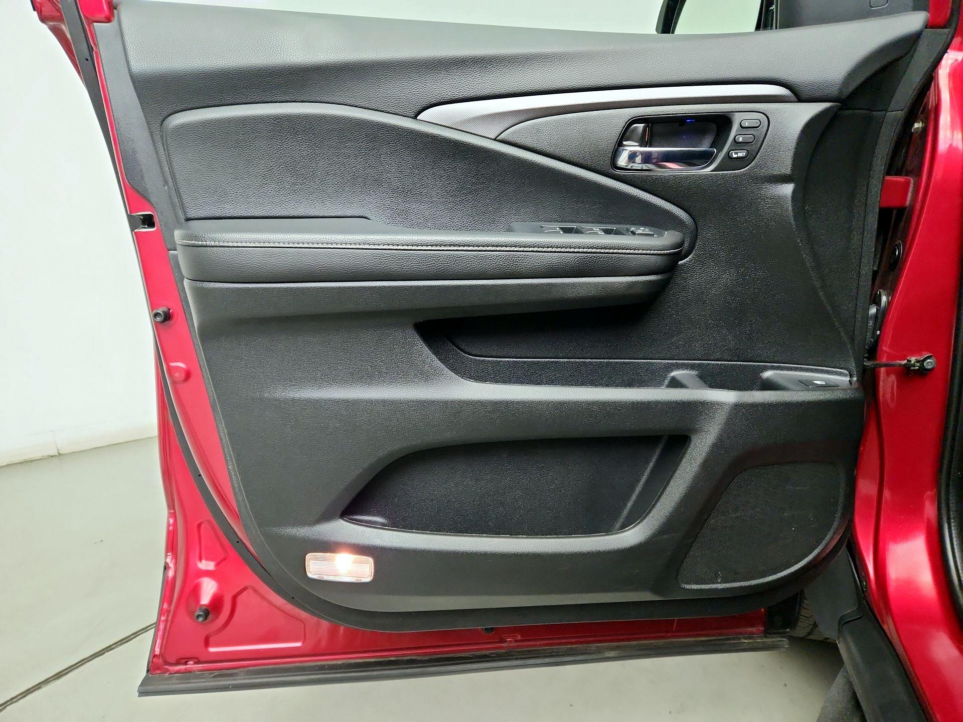 Thumbnail: 2023 Honda Ridgeline - 12