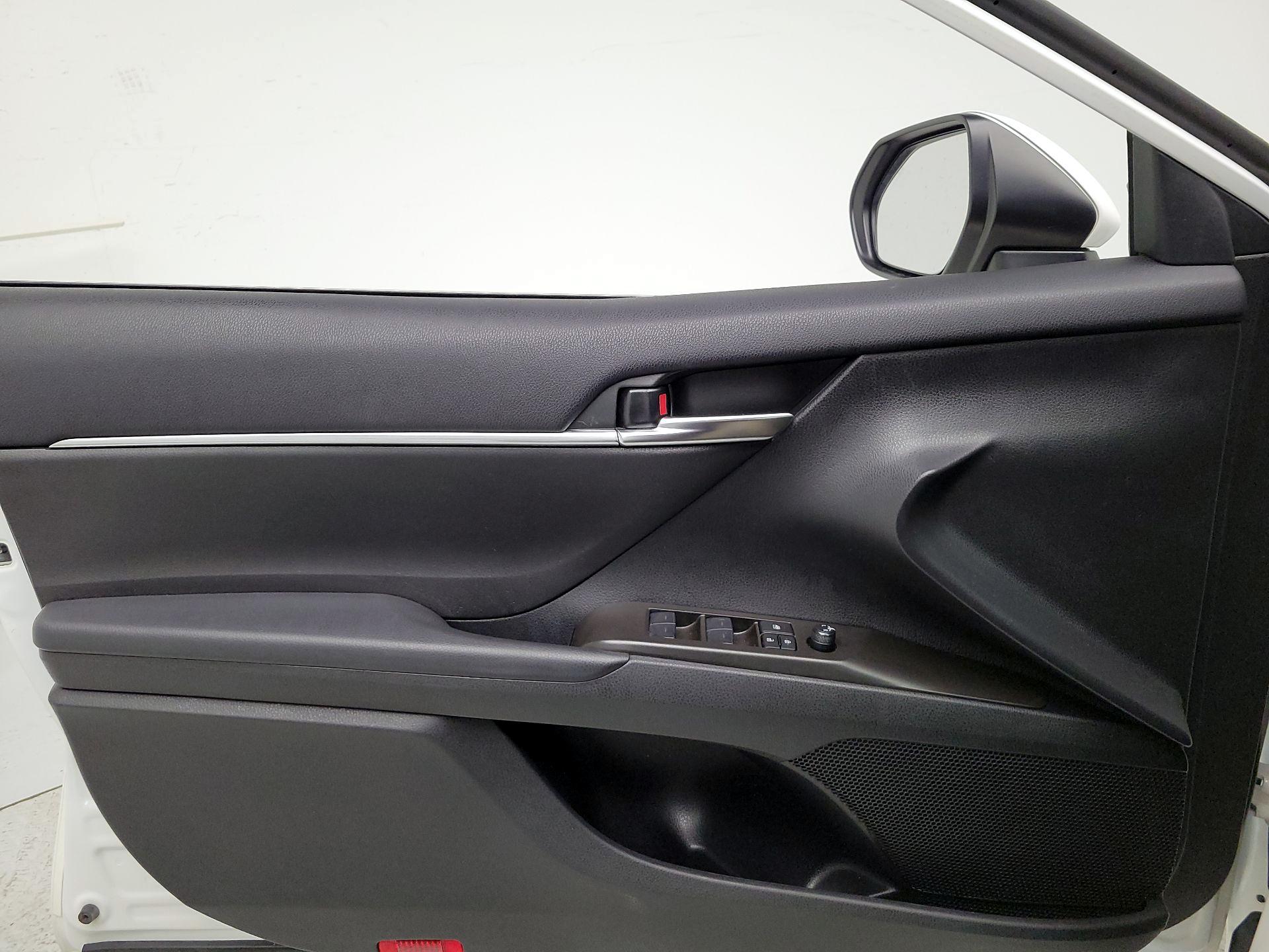 Thumbnail: 2024 Toyota Camry - 12