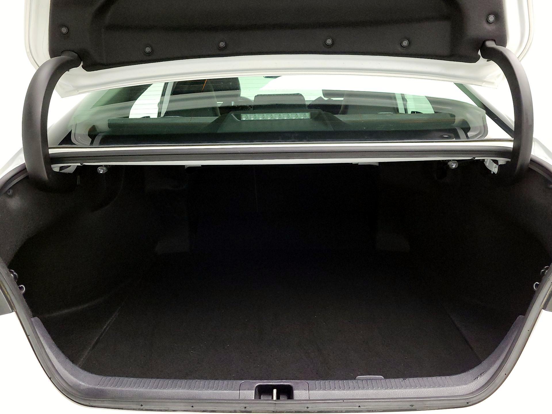 Thumbnail: 2024 Toyota Camry - 20