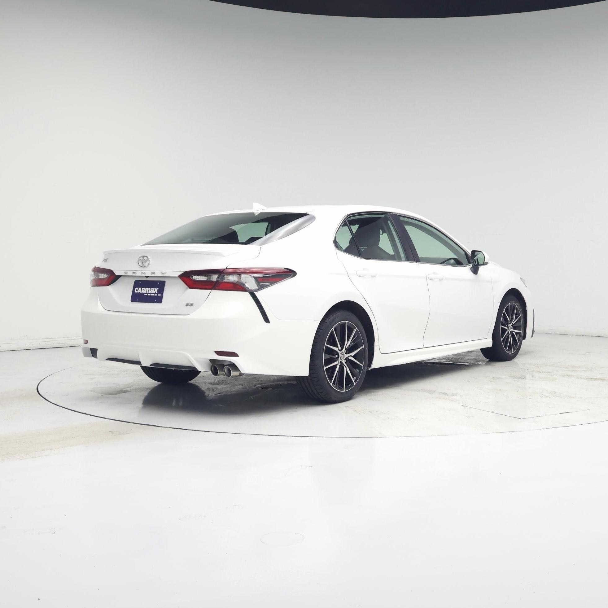 Thumbnail: 2024 Toyota Camry - 8