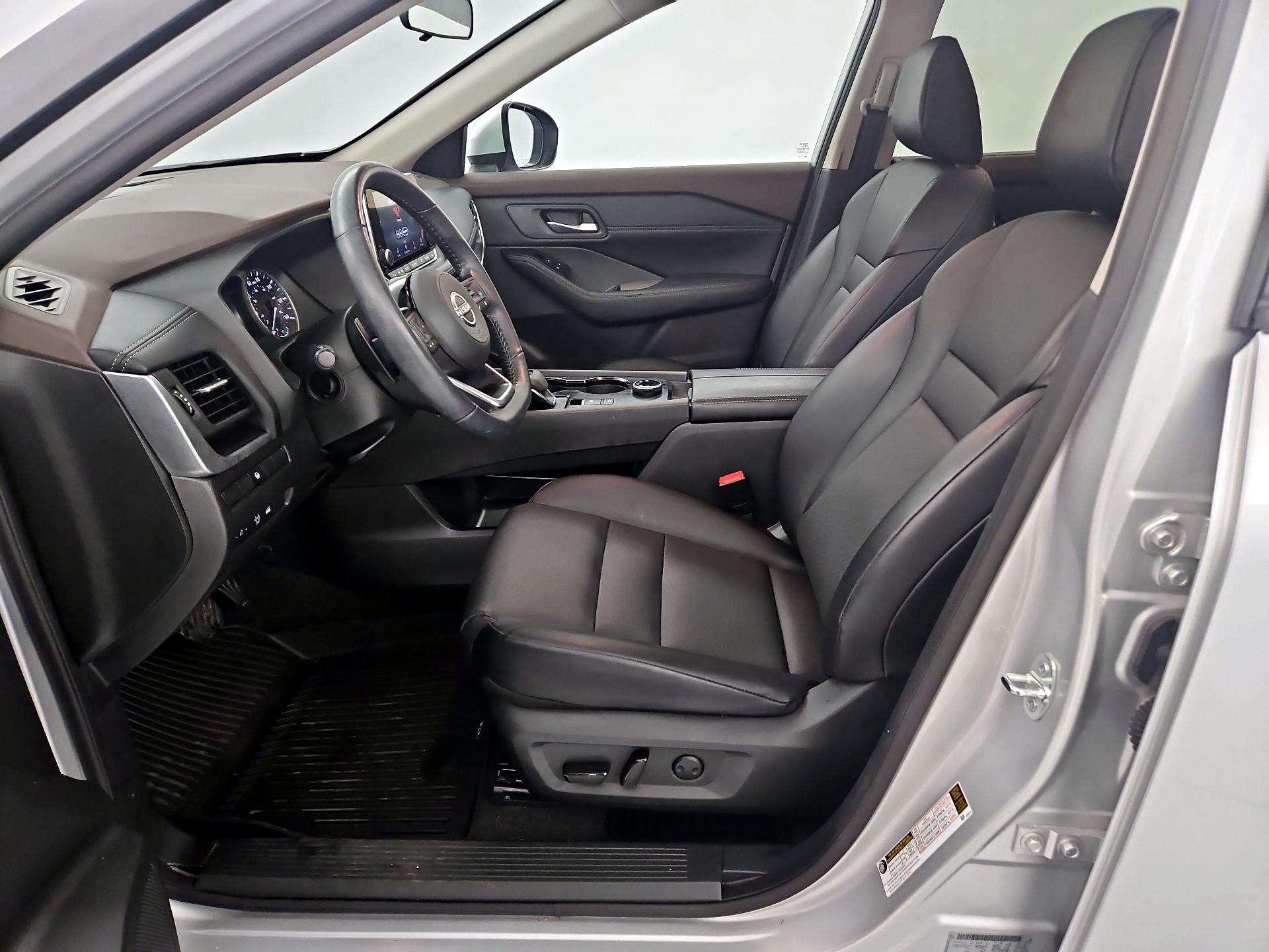 Thumbnail: 2023 Nissan Rogue - 11