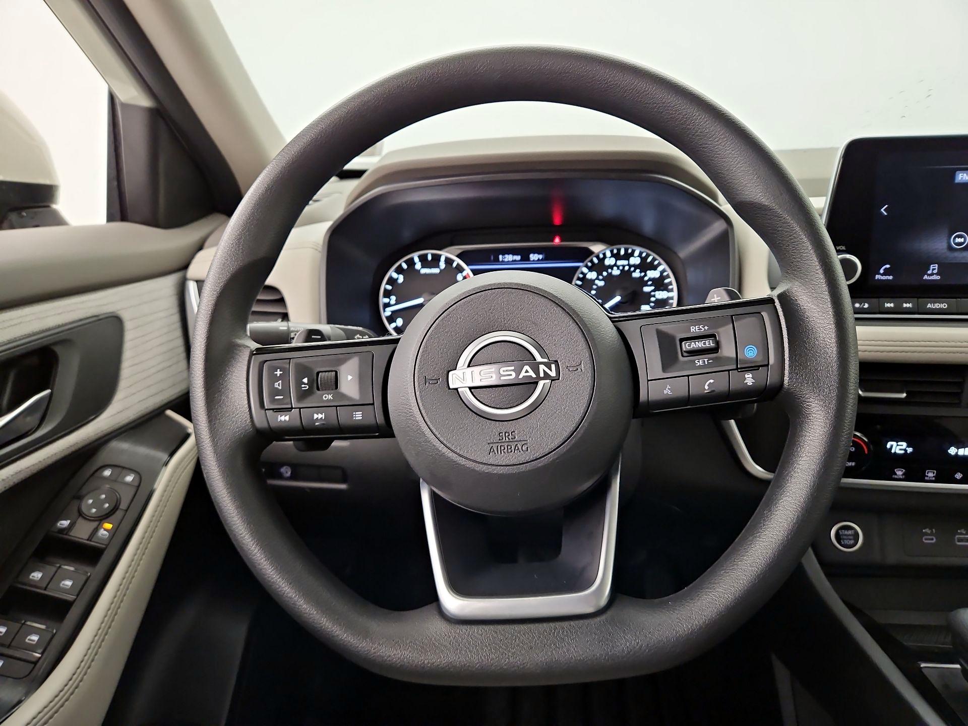 Thumbnail: 2023 Nissan Rogue - 10