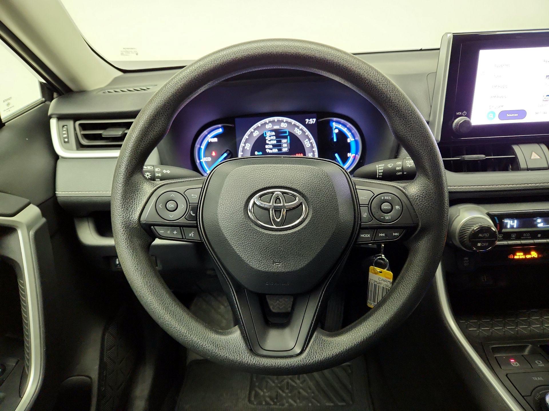 Thumbnail: 2024 Toyota RAV4 - 10