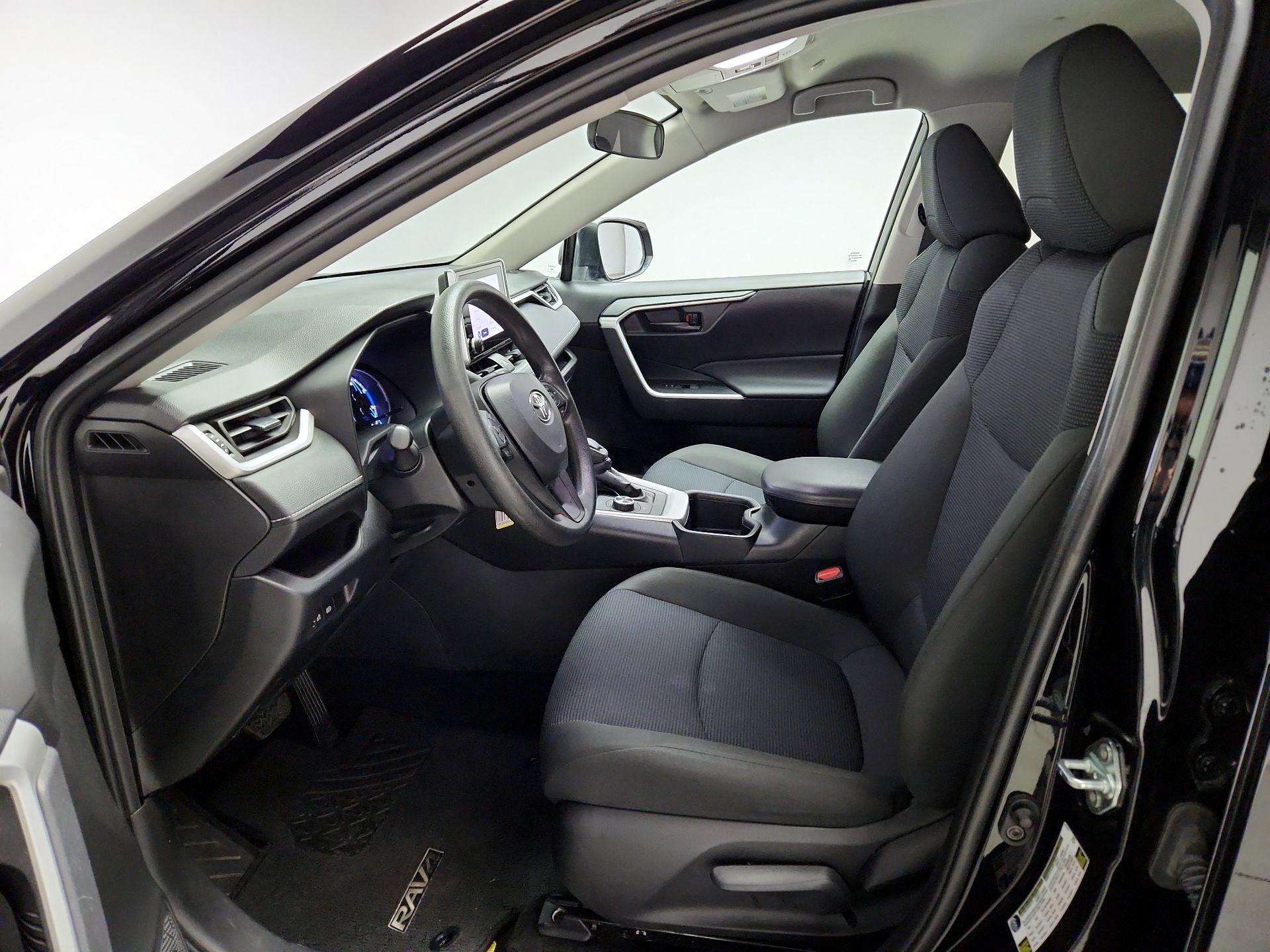 Thumbnail: 2024 Toyota RAV4 - 11