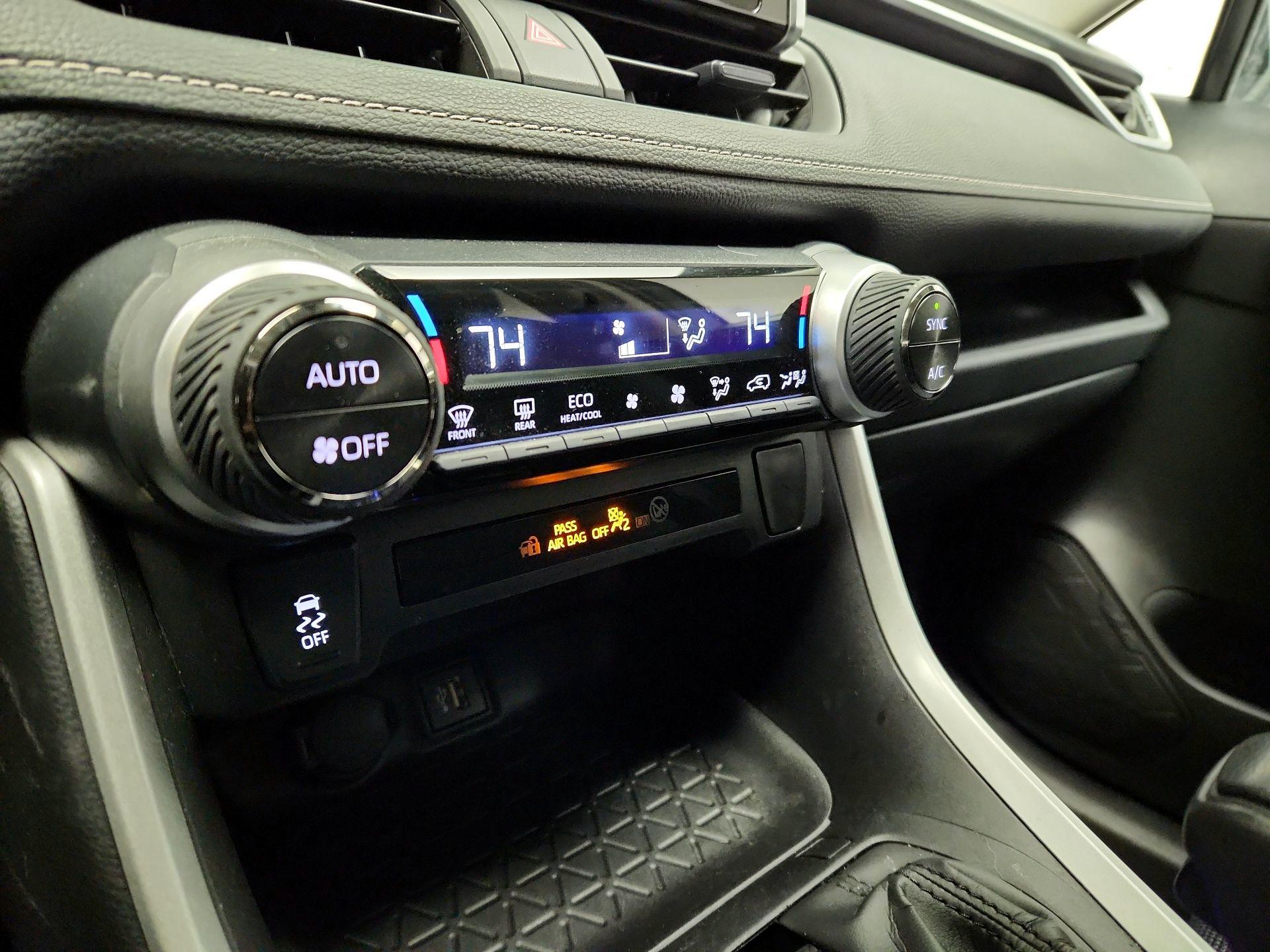 Thumbnail: 2024 Toyota RAV4 - 16