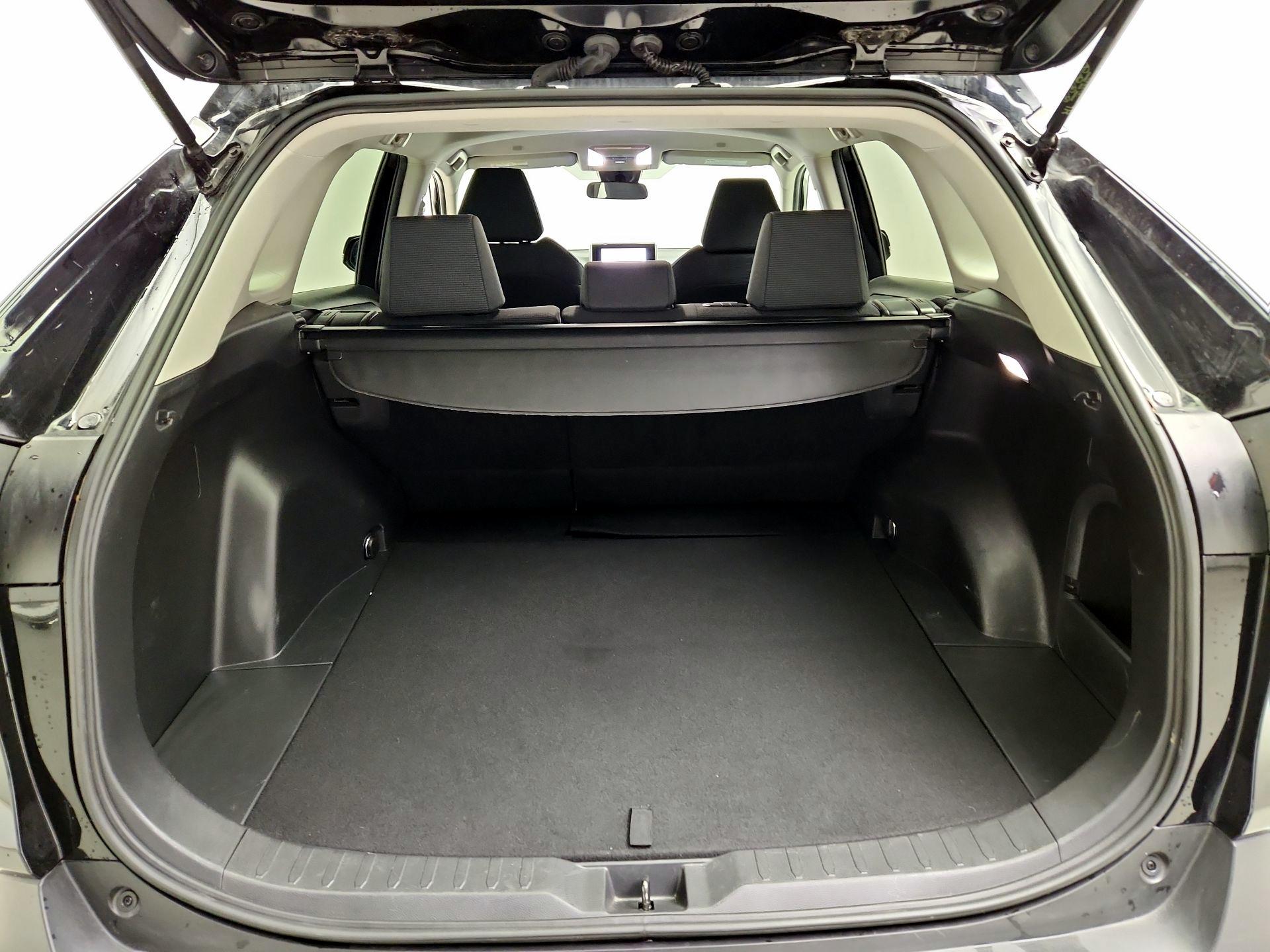 Thumbnail: 2024 Toyota RAV4 - 20