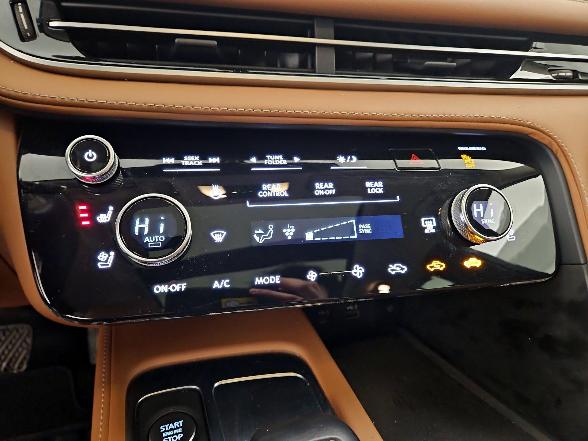 Thumbnail: 2023 INFINITI QX60 - 17