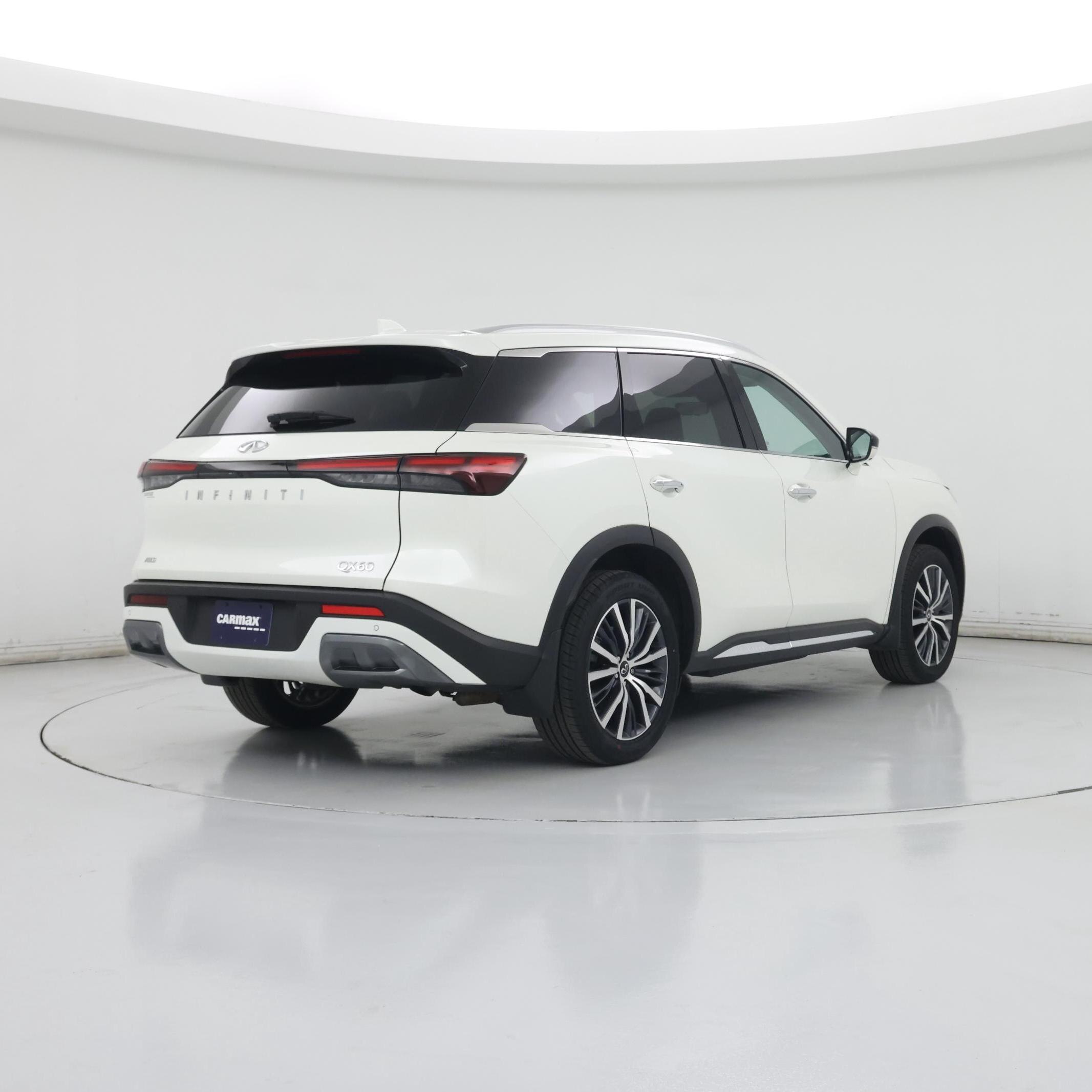 Thumbnail: 2023 INFINITI QX60 - 8