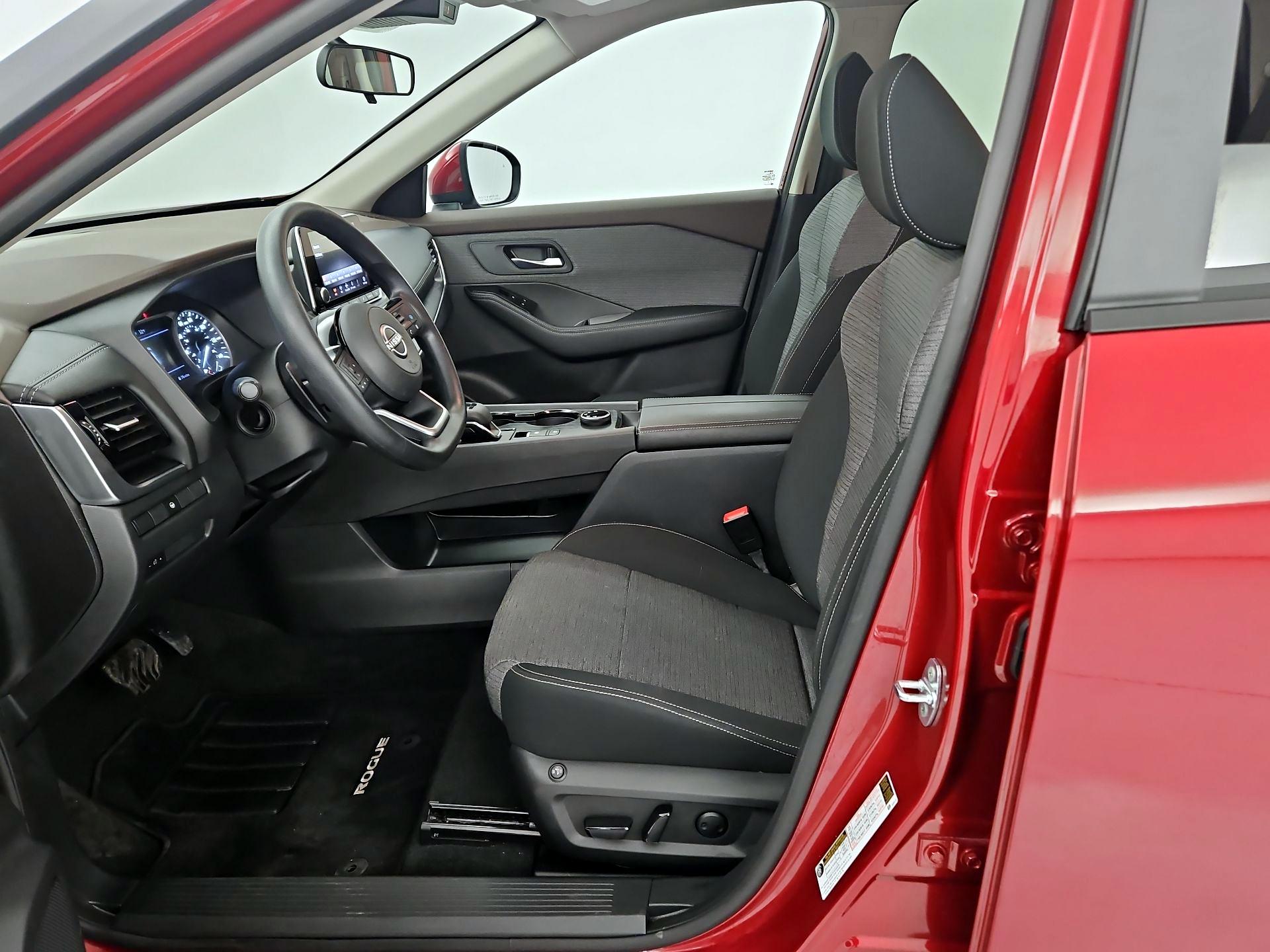 Thumbnail: 2023 Nissan Rogue - 11