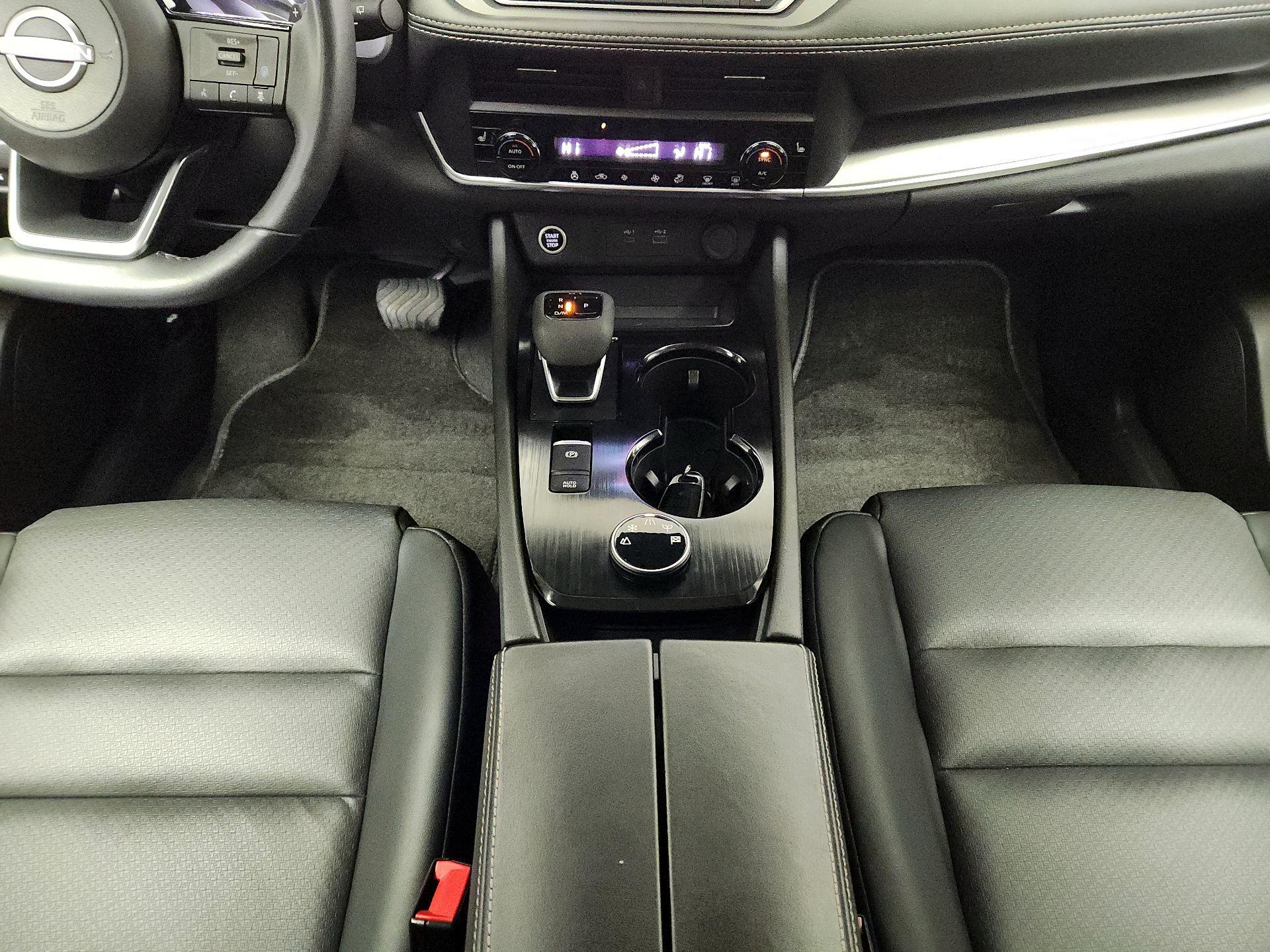 Thumbnail: 2023 Nissan Rogue - 17