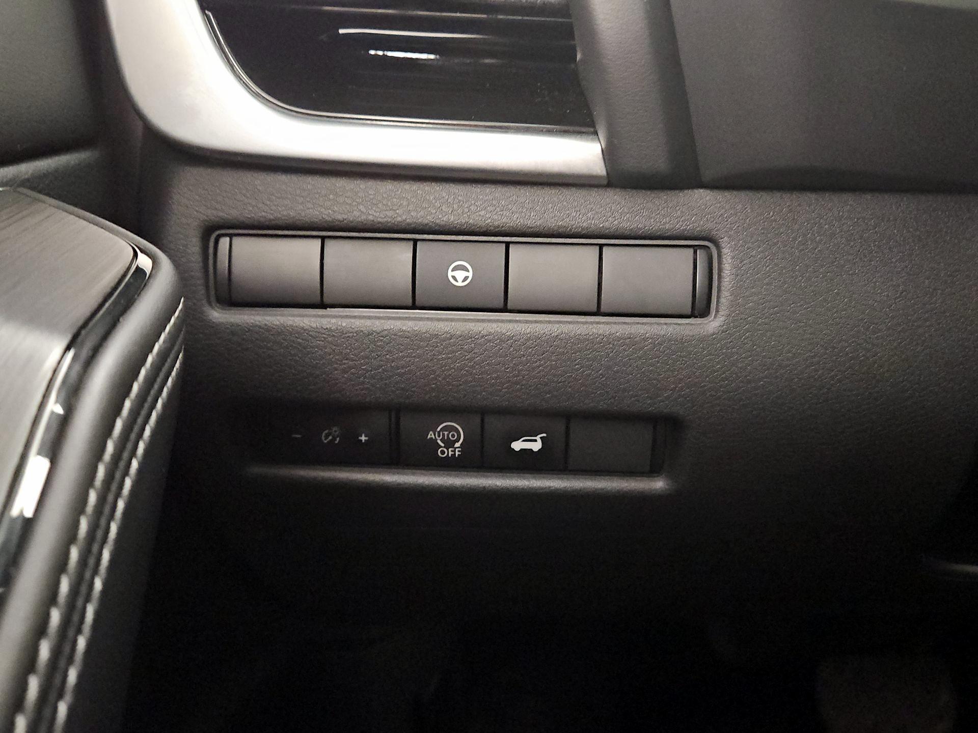 Thumbnail: 2023 Nissan Rogue - 13