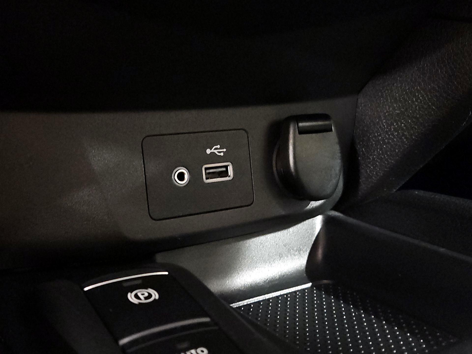 Thumbnail: 2022 Nissan Rogue Sport - 18