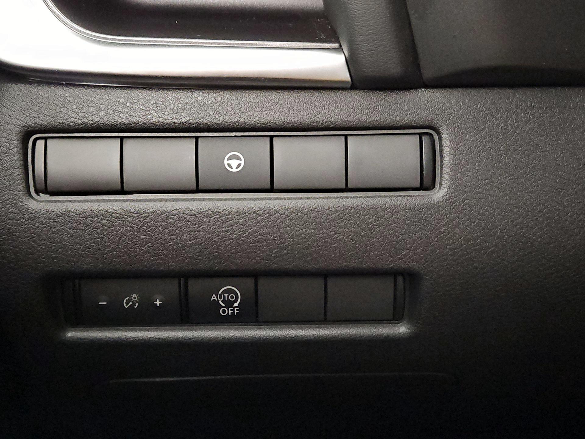 Thumbnail: 2023 Nissan Rogue - 13