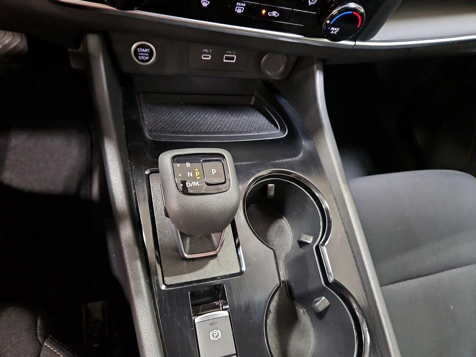 Thumbnail: 2023 Nissan Rogue - 17