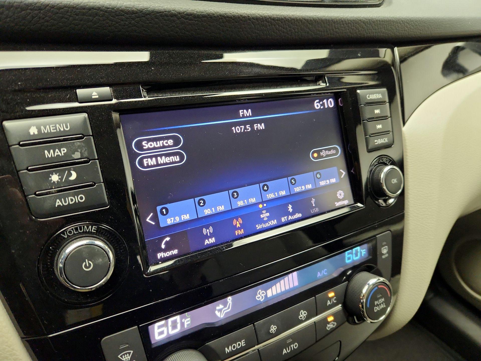 Thumbnail: 2022 Nissan Rogue Sport - 16