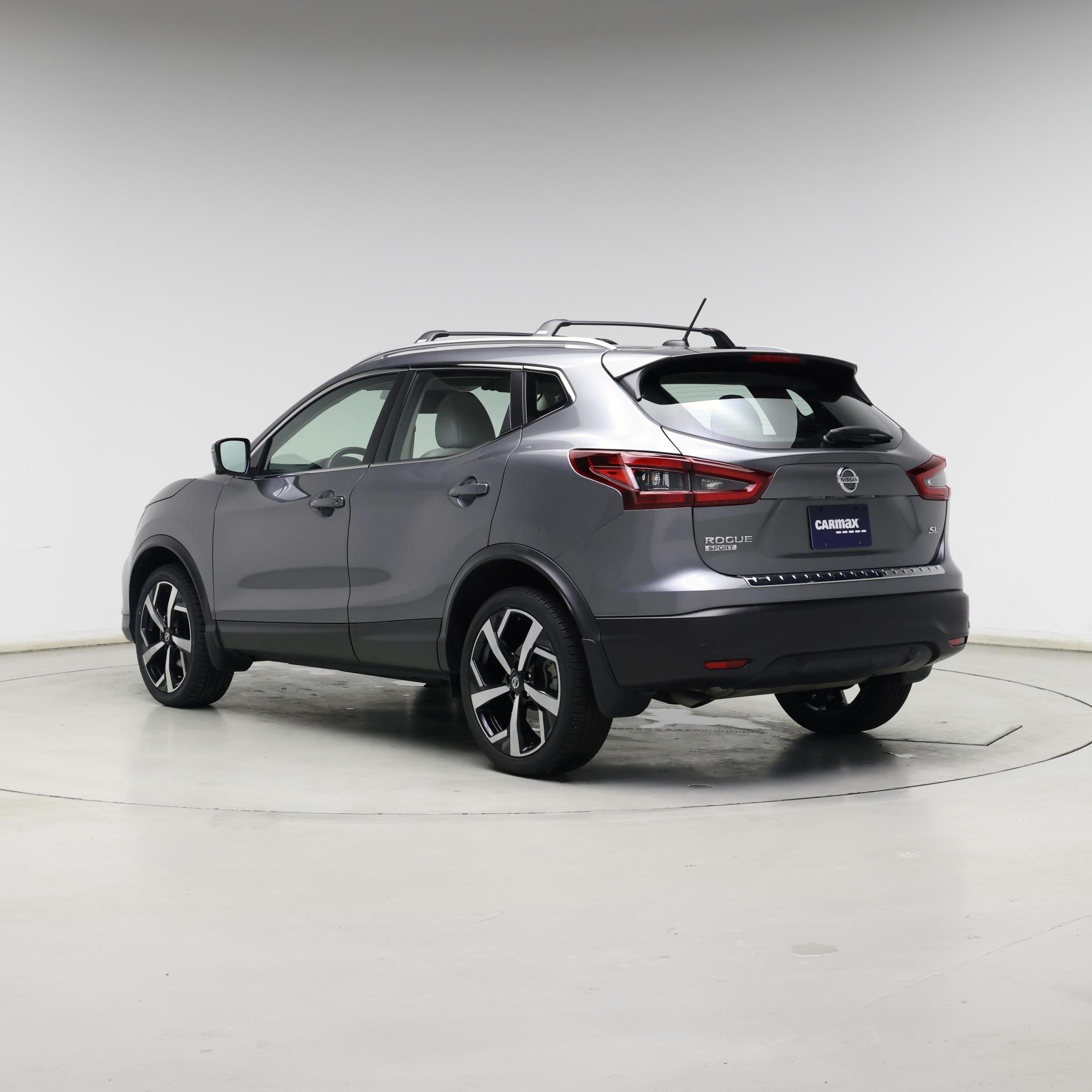 Thumbnail: 2022 Nissan Rogue Sport - 2