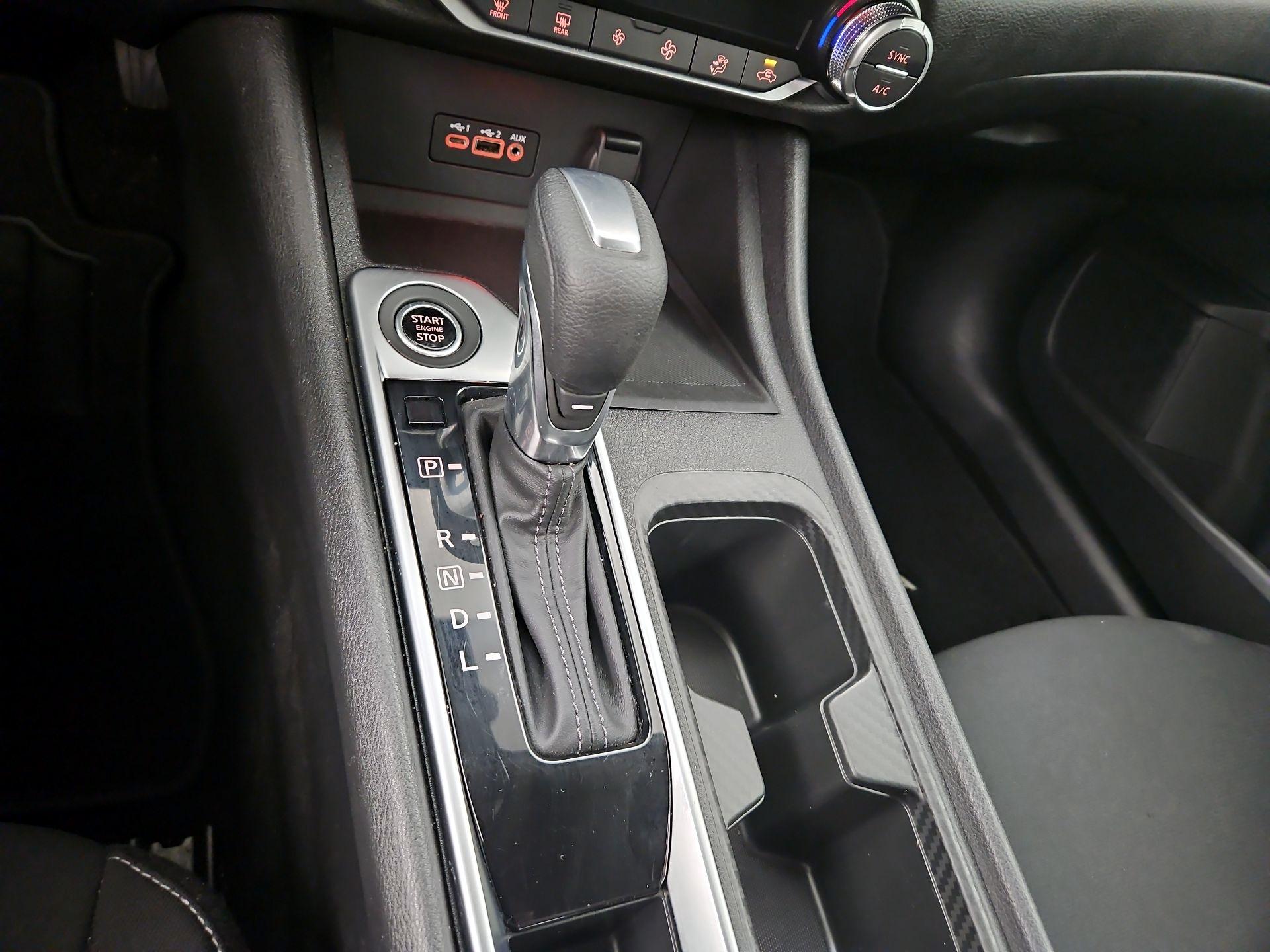 Thumbnail: 2023 Nissan Sentra - 17