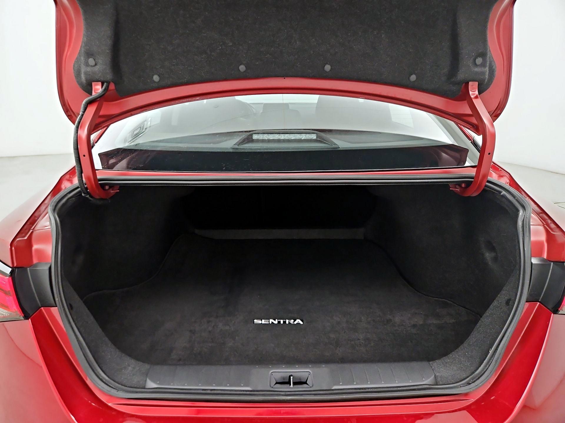 Thumbnail: 2023 Nissan Sentra - 20