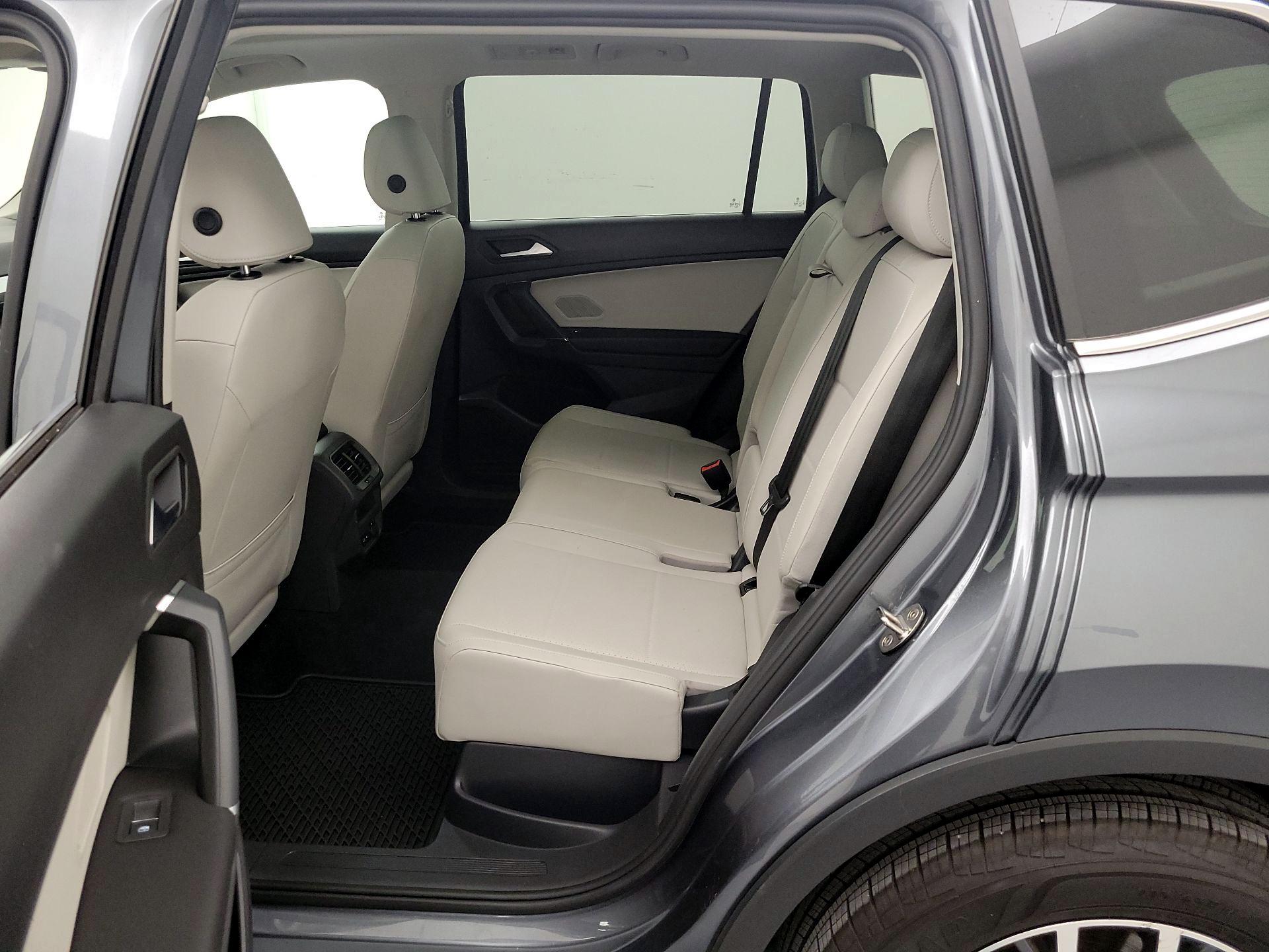 Thumbnail: 2020 Volkswagen Tiguan - 20