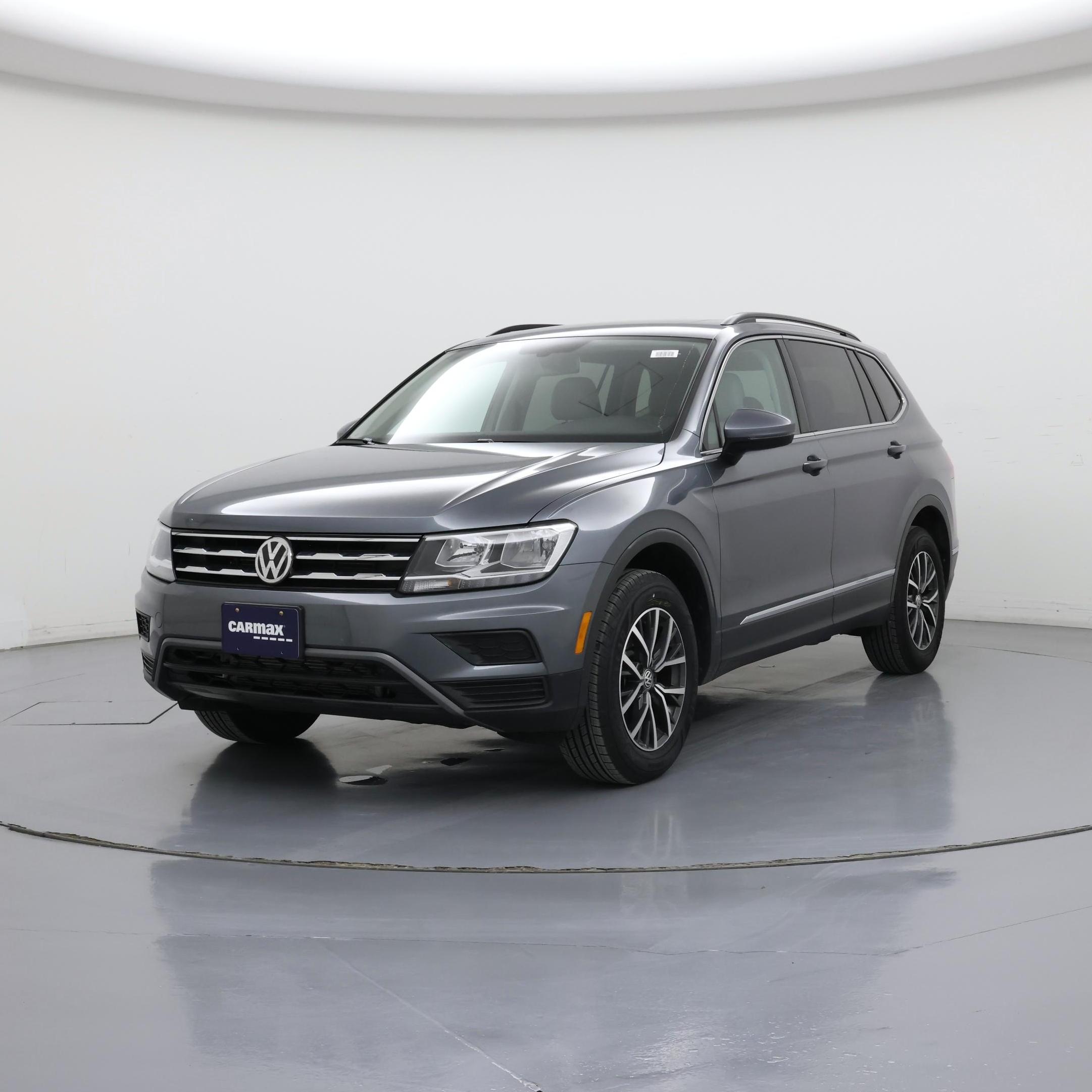Thumbnail: 2020 Volkswagen Tiguan - 4