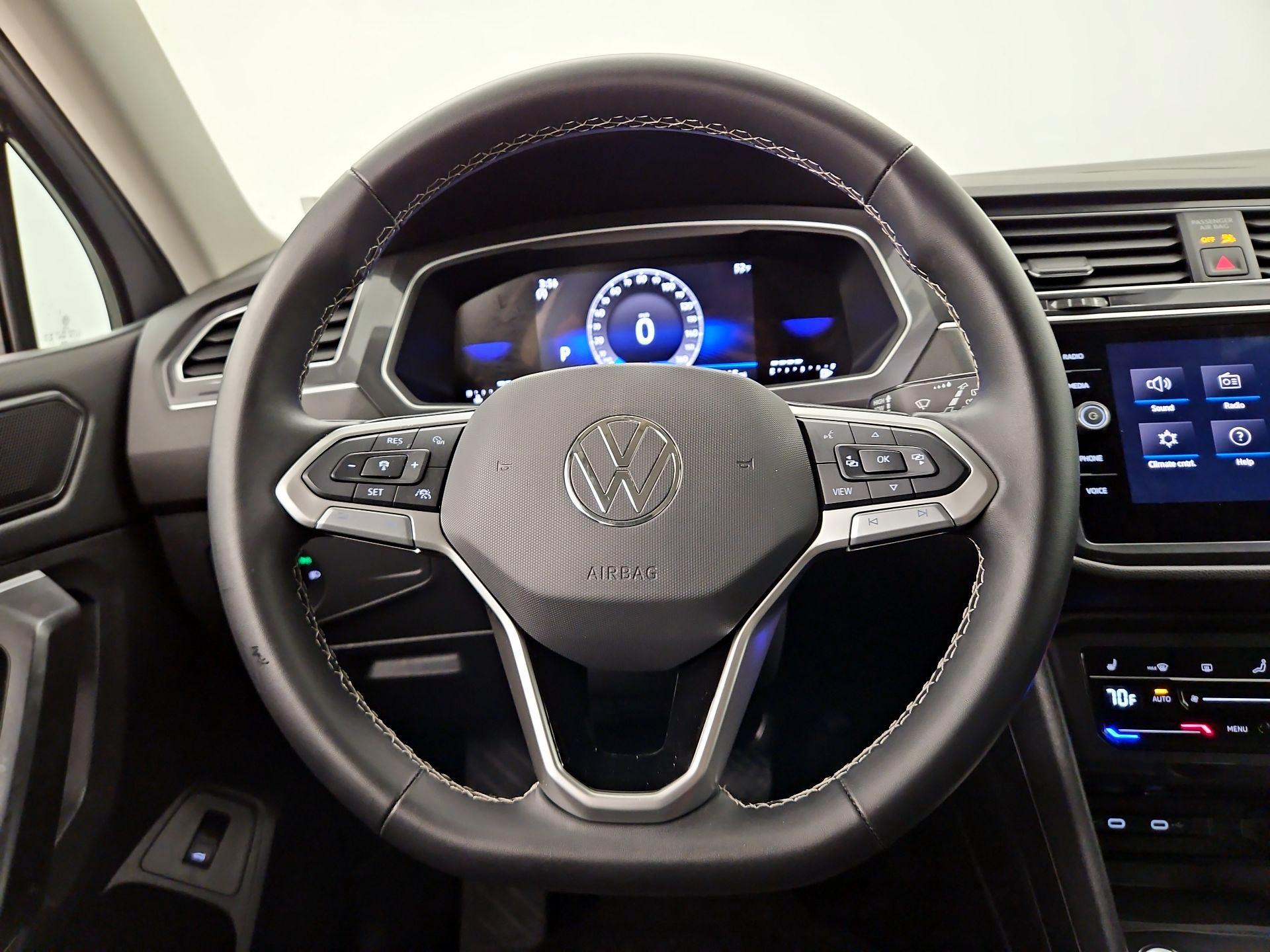 Thumbnail: 2024 Volkswagen Tiguan - 10