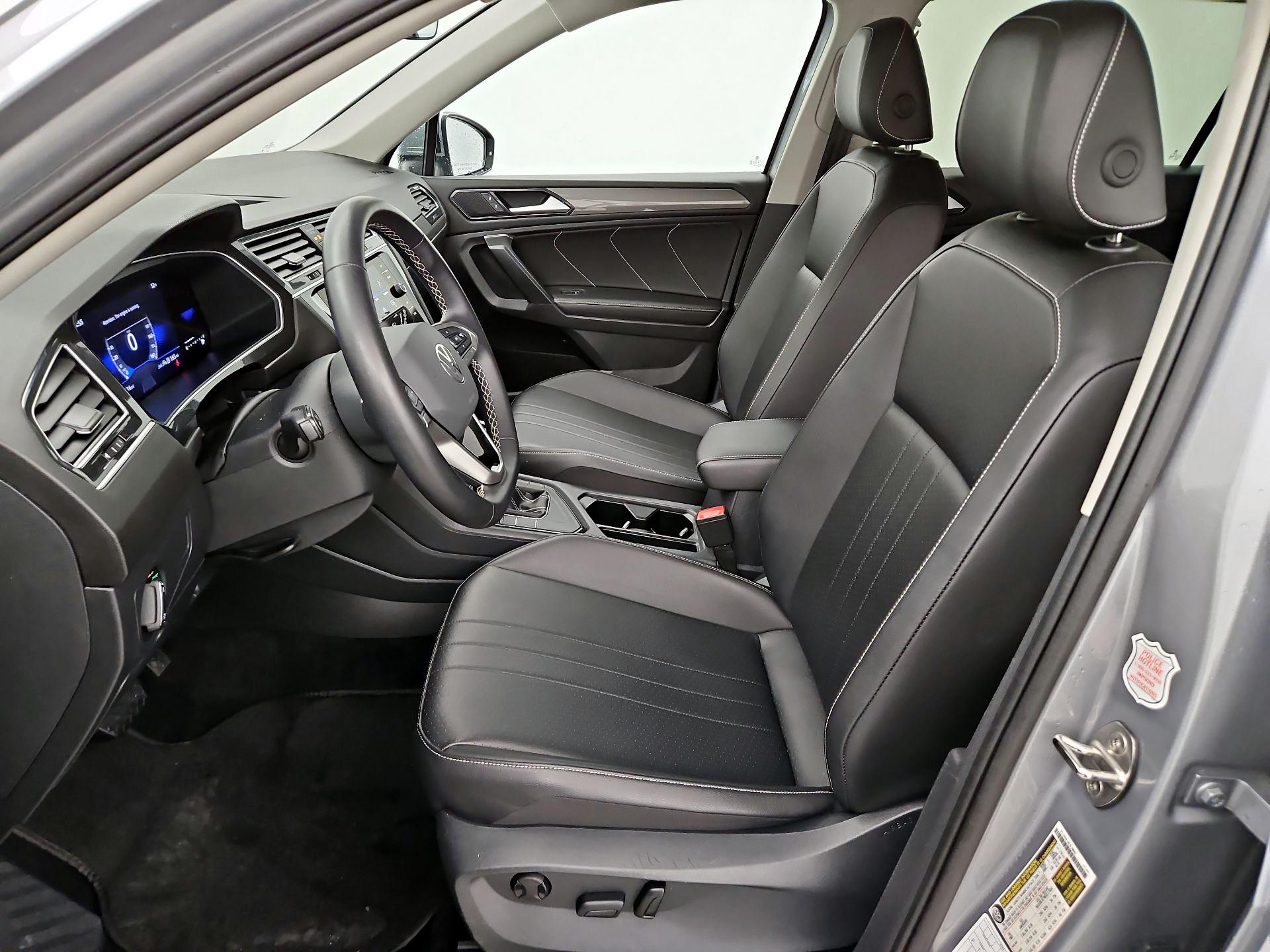 Thumbnail: 2024 Volkswagen Tiguan - 11