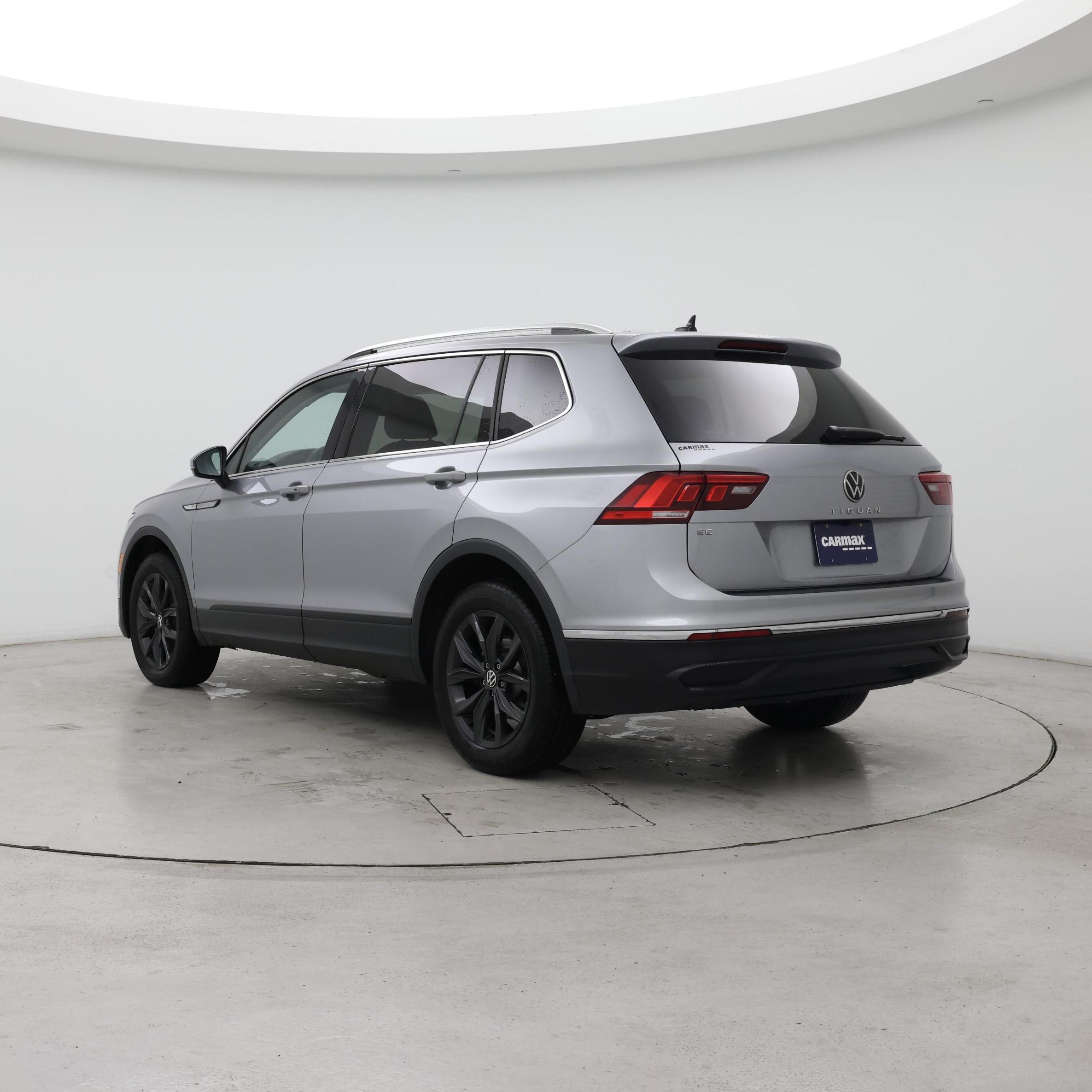 Thumbnail: 2024 Volkswagen Tiguan - 2