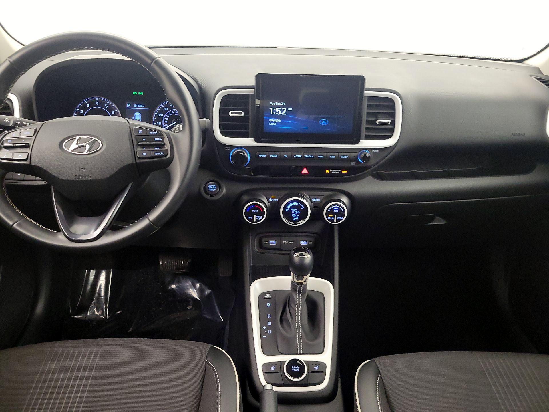 Thumbnail: 2022 Hyundai Venue - 9