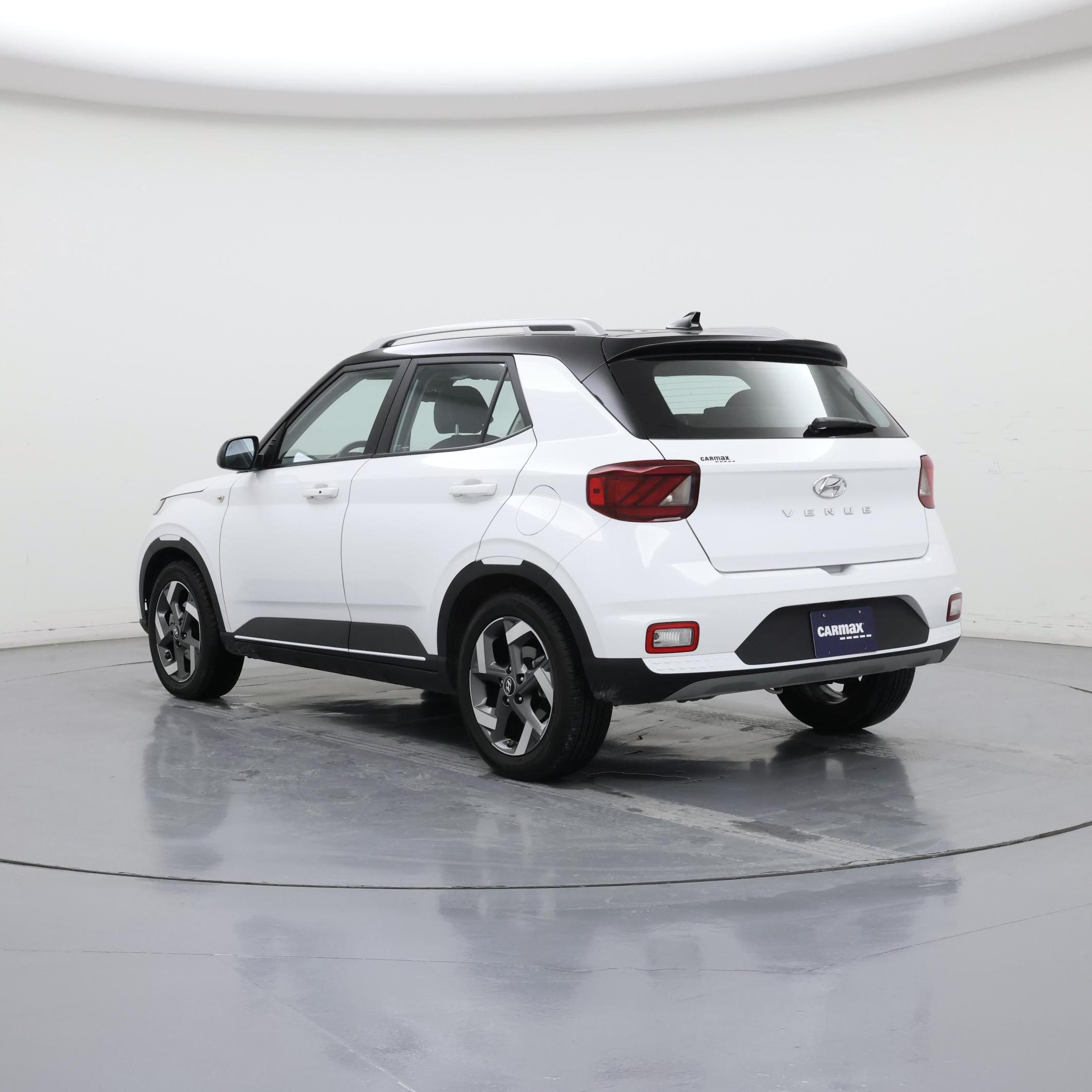 Thumbnail: 2022 Hyundai Venue - 2