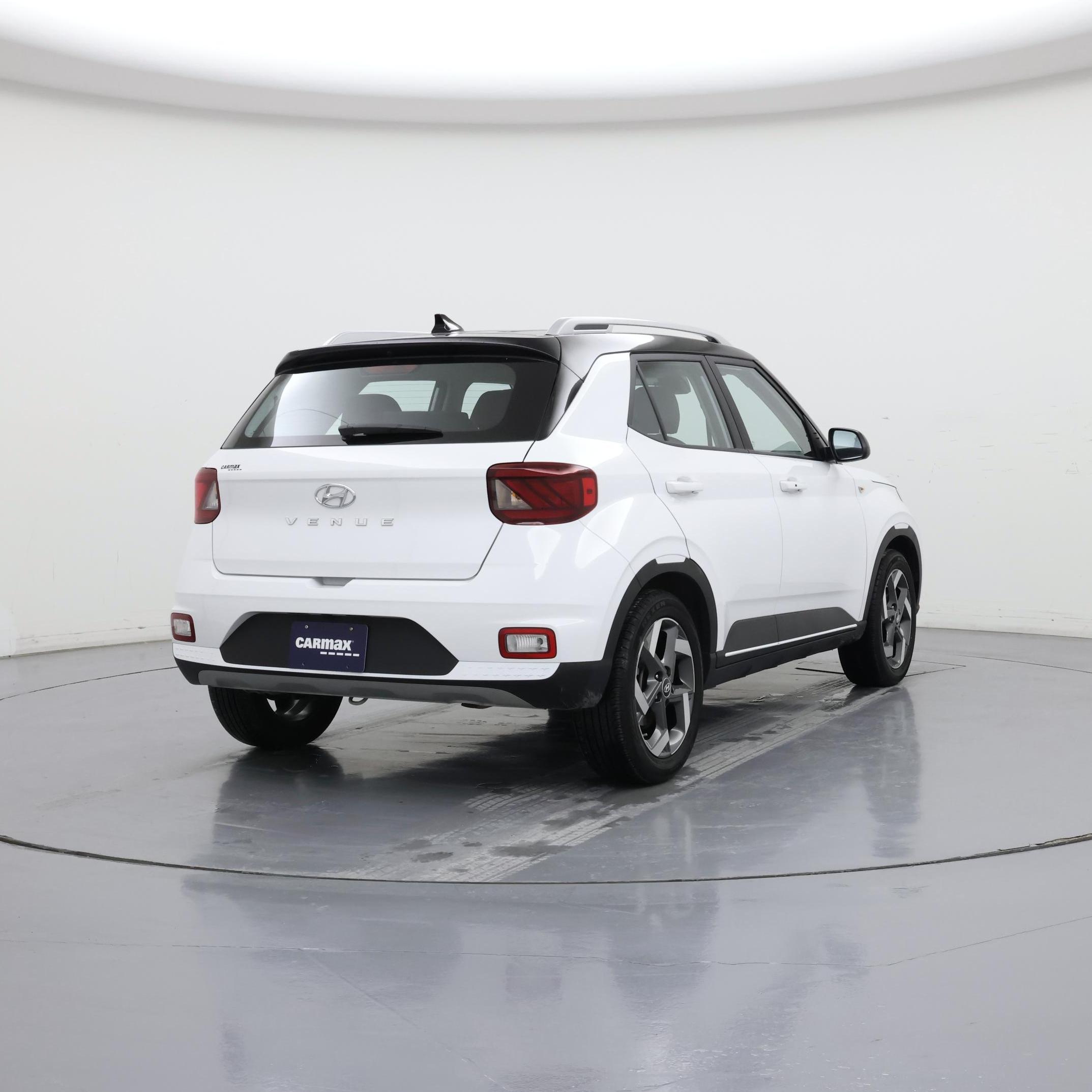 Thumbnail: 2022 Hyundai Venue - 8