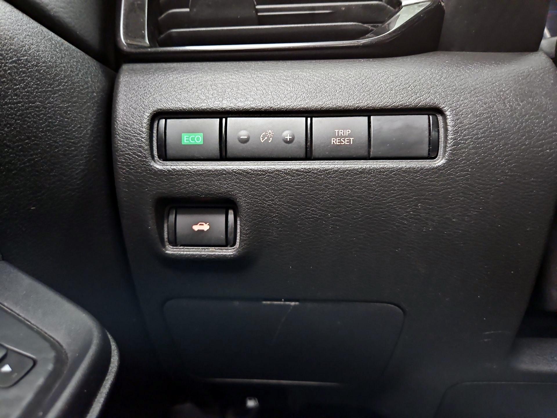 Thumbnail: 2023 Nissan Sentra - 13