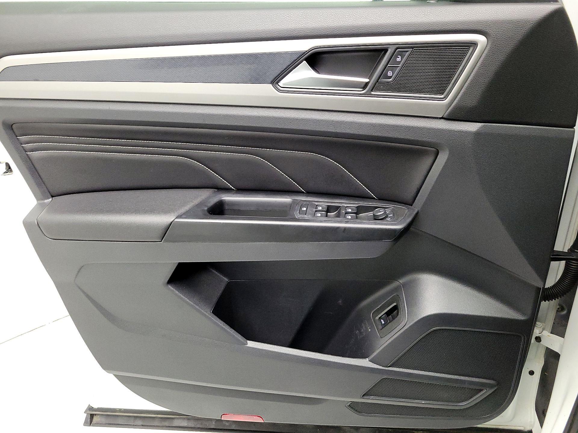 Thumbnail: 2020 Volkswagen Atlas - 12