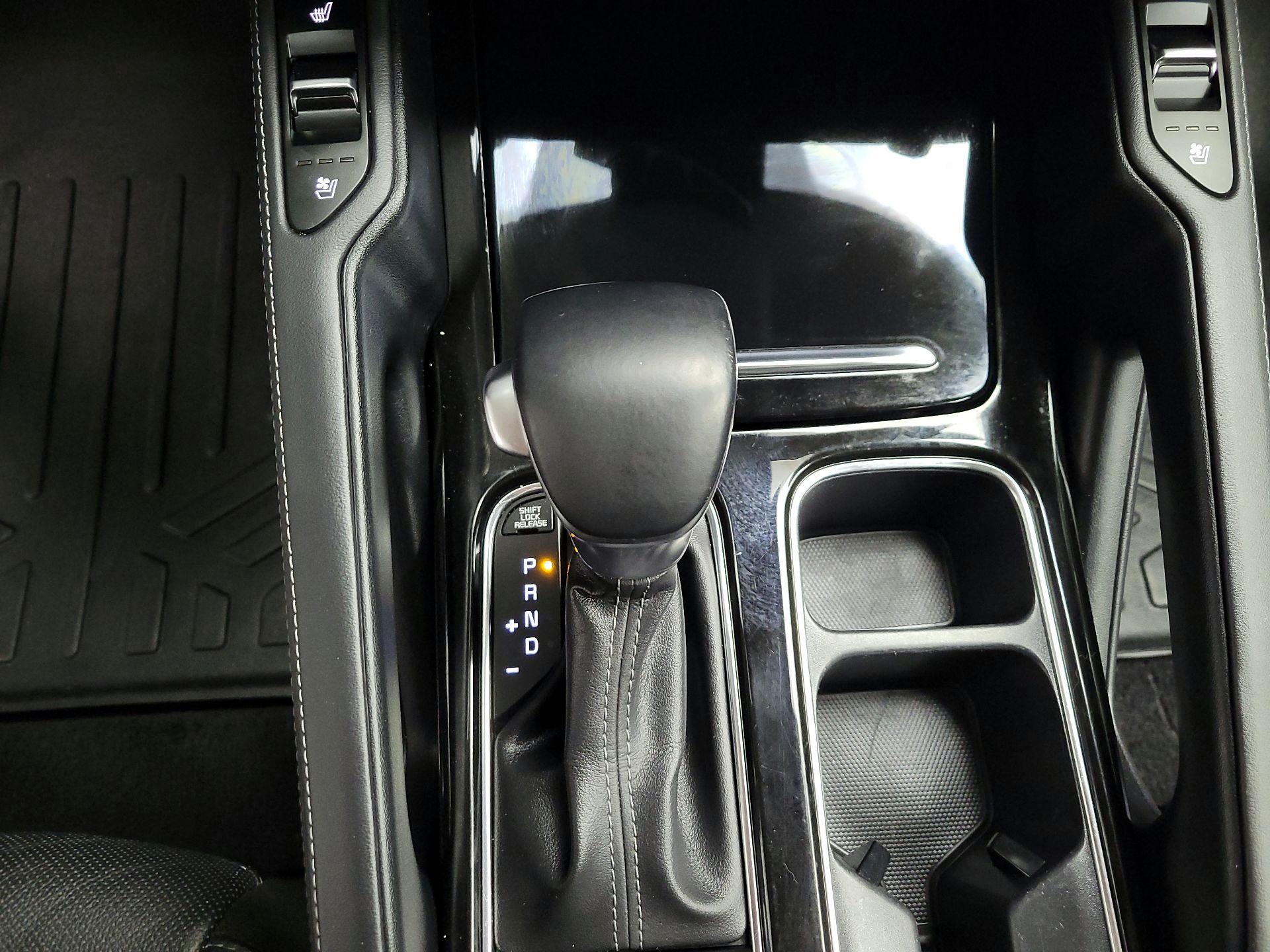 Thumbnail: 2022 Kia Telluride - 15