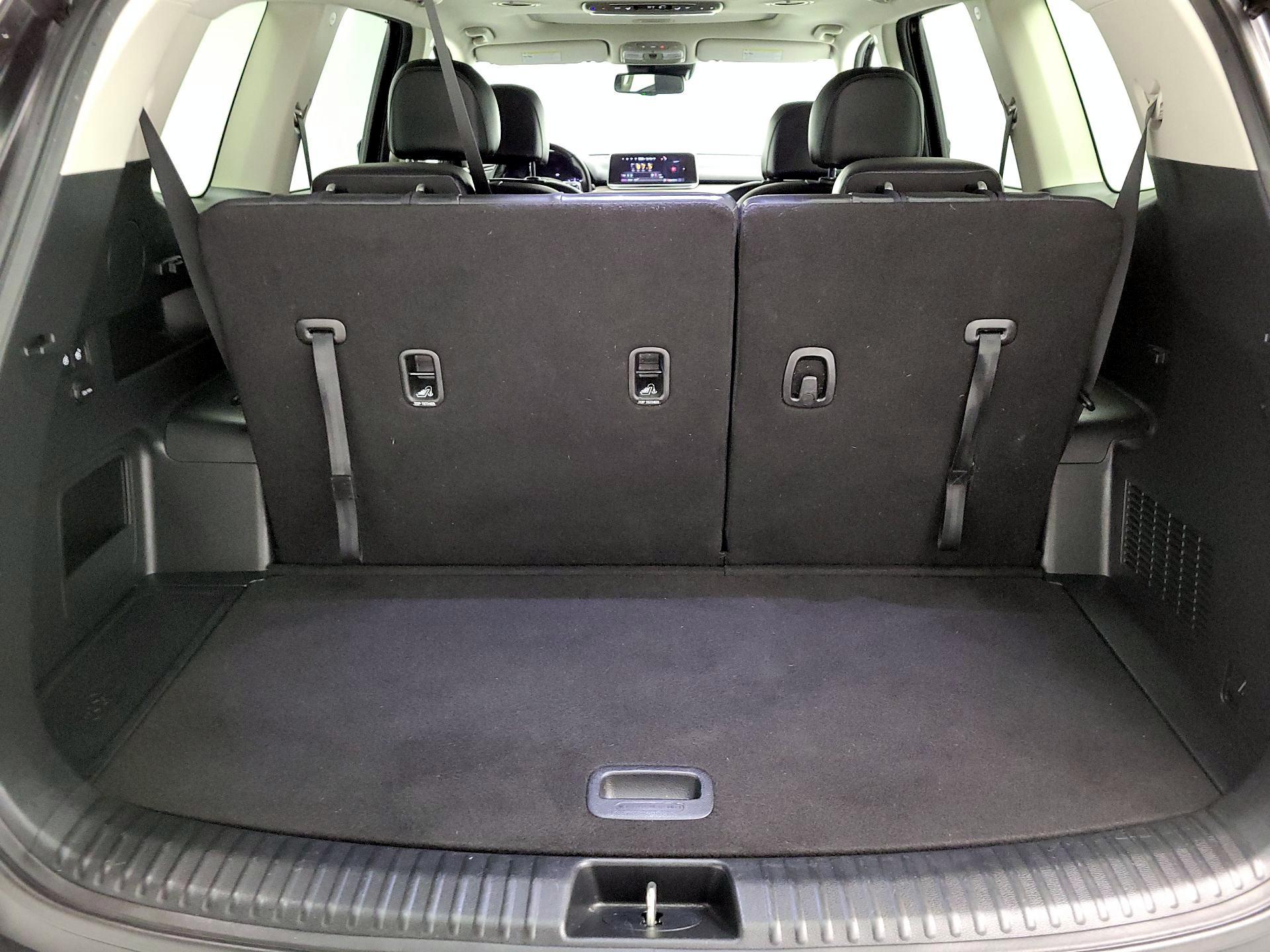 Thumbnail: 2022 Kia Telluride - 16