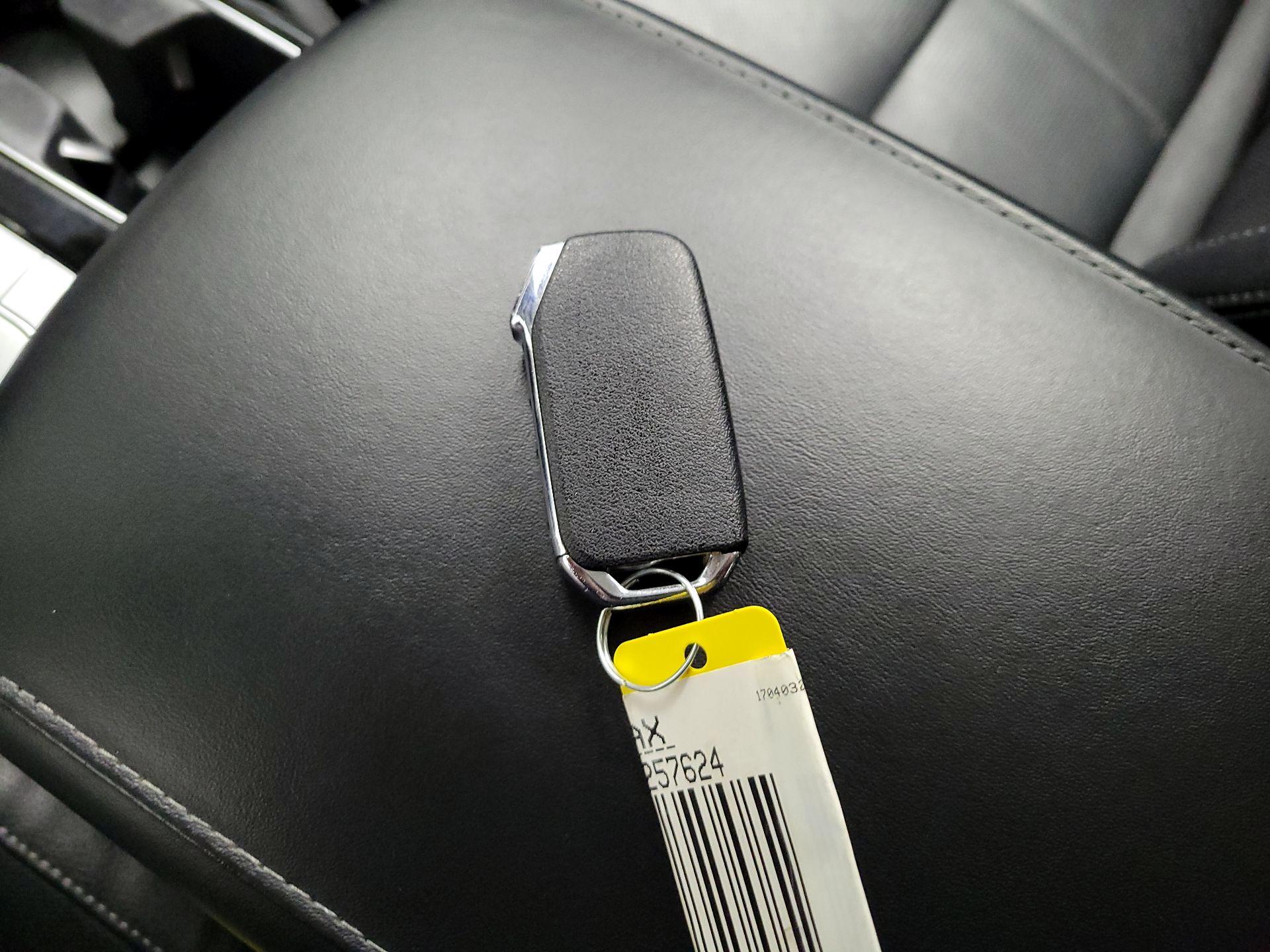 Thumbnail: 2022 Kia Telluride - 18