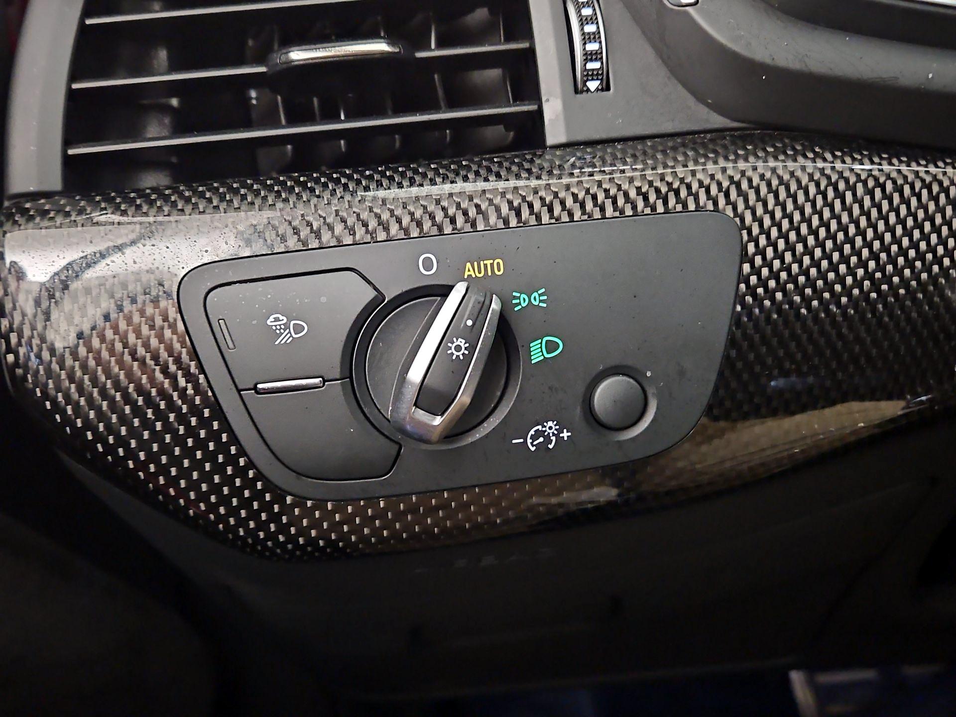 Thumbnail: 2021 Audi S4 - 13