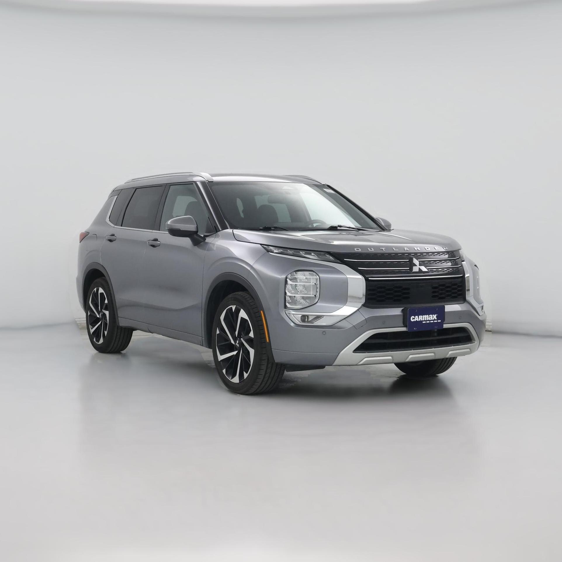 Thumbnail: 2022 Mitsubishi Outlander - 1