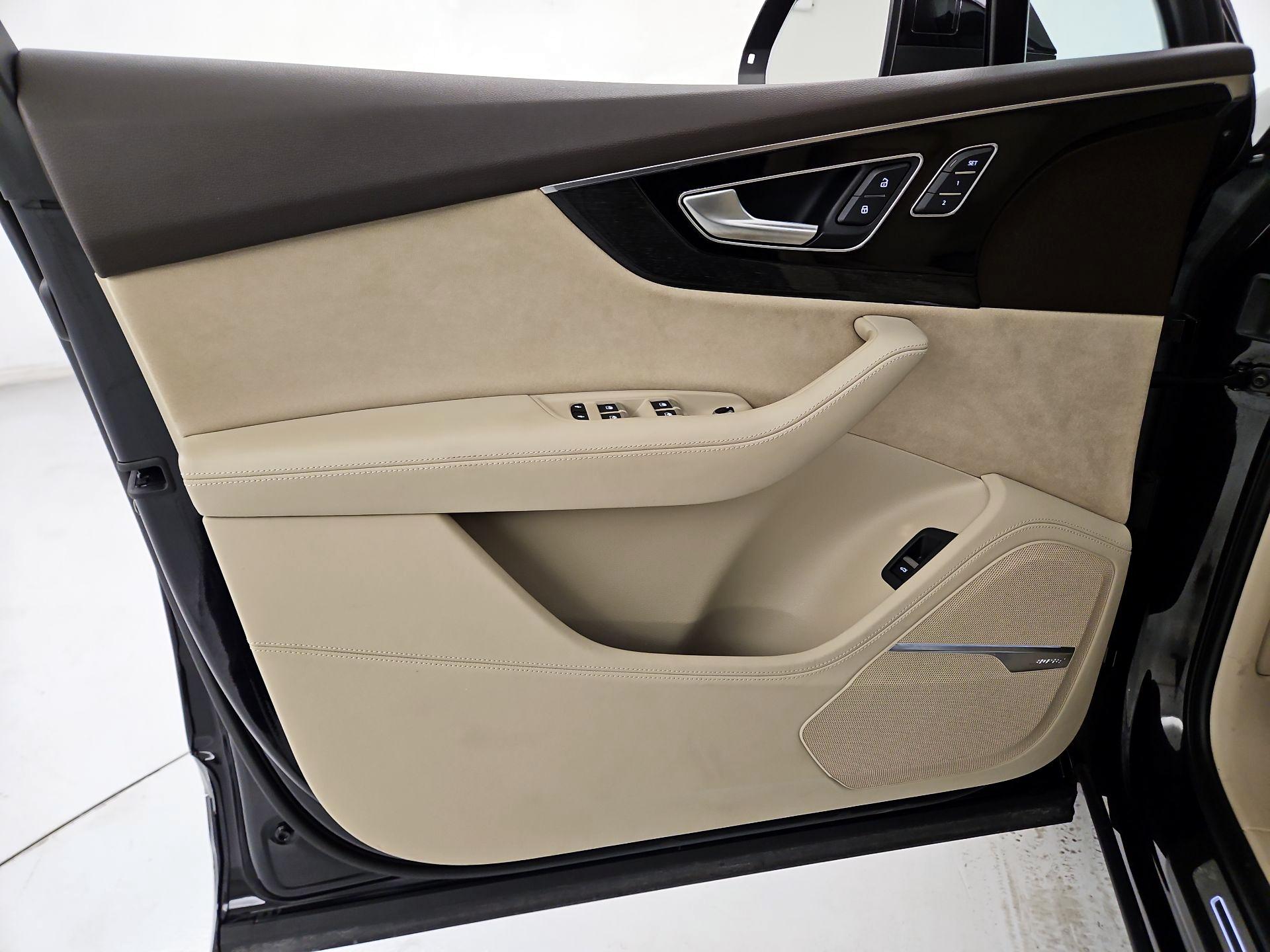 Thumbnail: 2019 Audi Q7 - 12