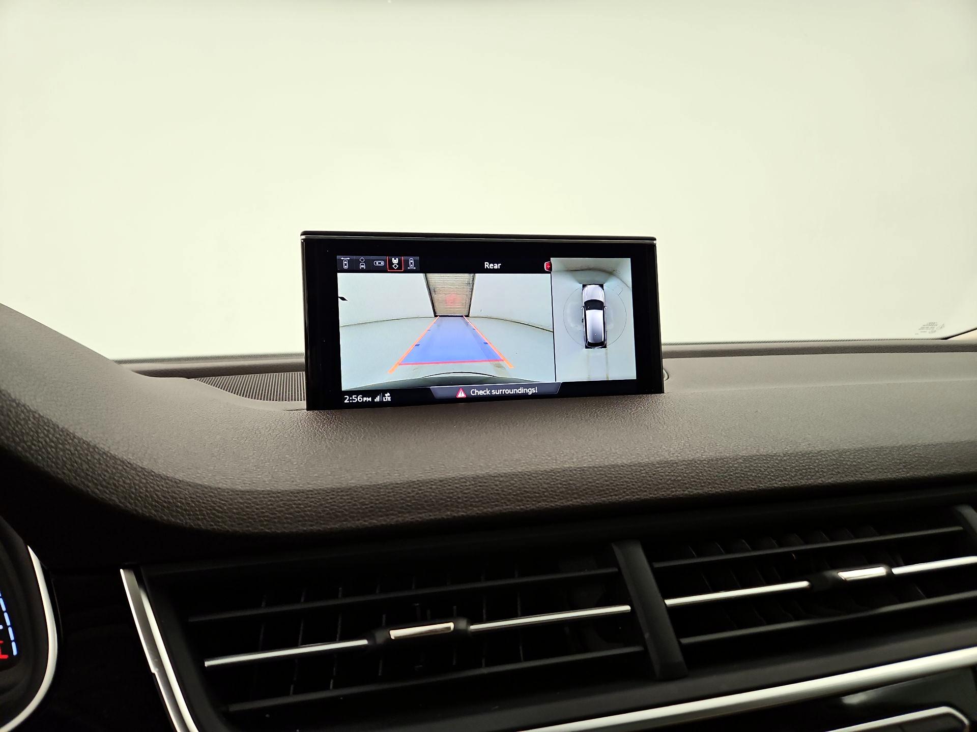 Thumbnail: 2019 Audi Q7 - 15