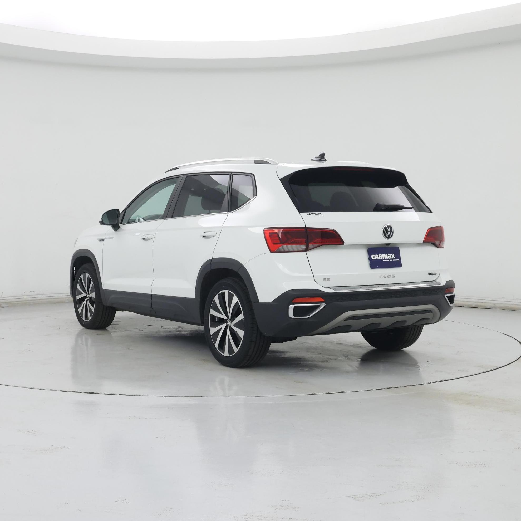 Thumbnail: 2022 Volkswagen Taos - 2