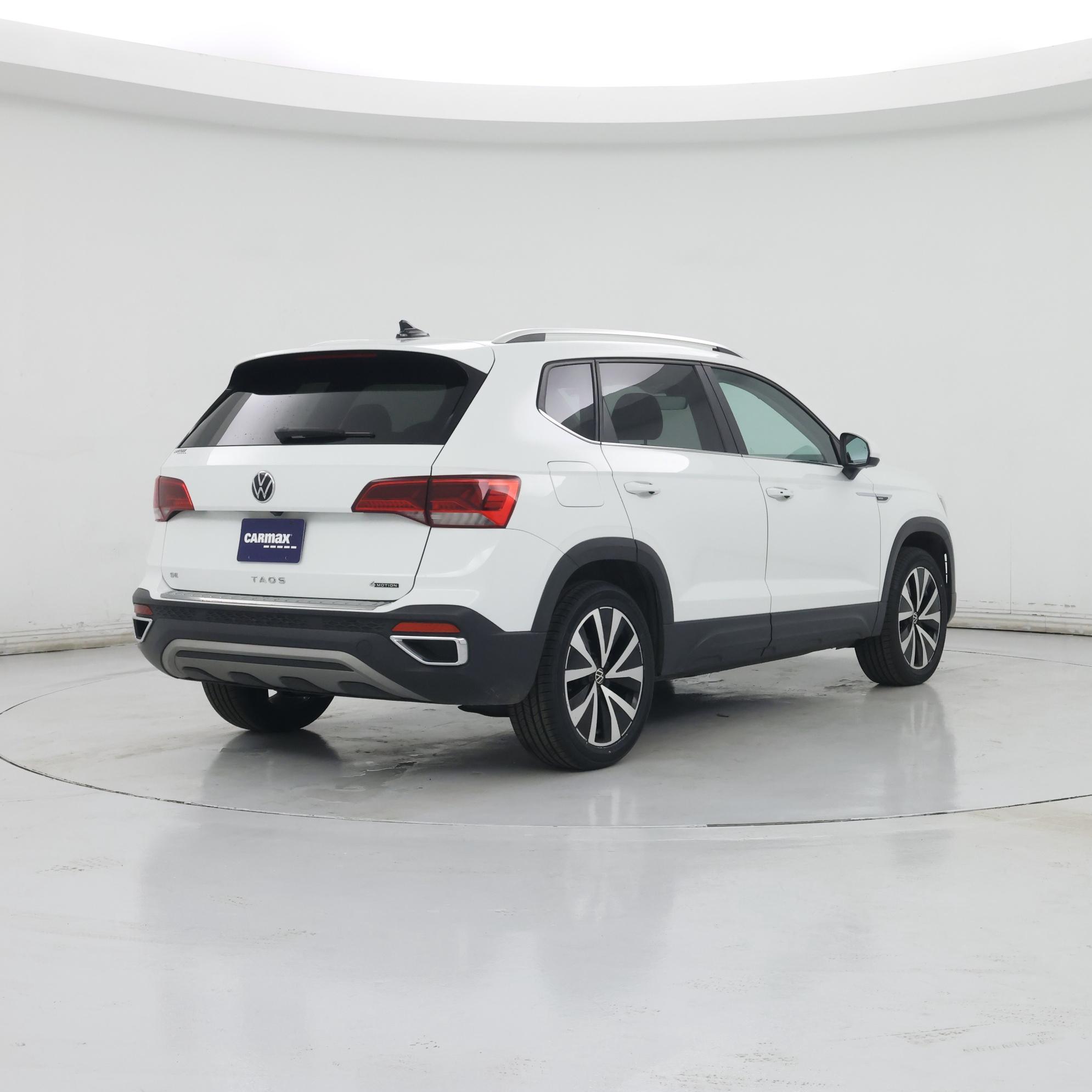 Thumbnail: 2022 Volkswagen Taos - 8