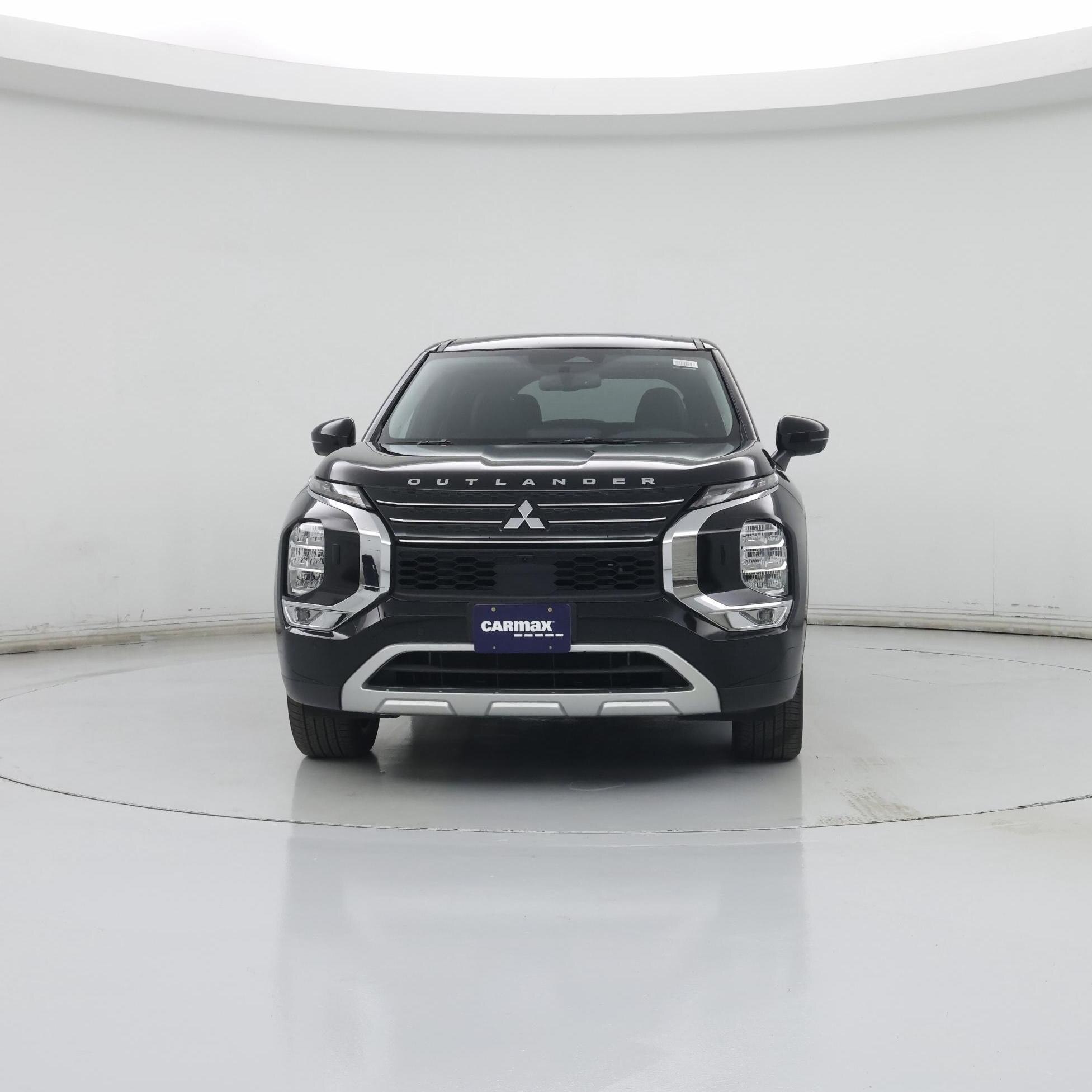 Thumbnail: 2023 Mitsubishi Outlander - 5