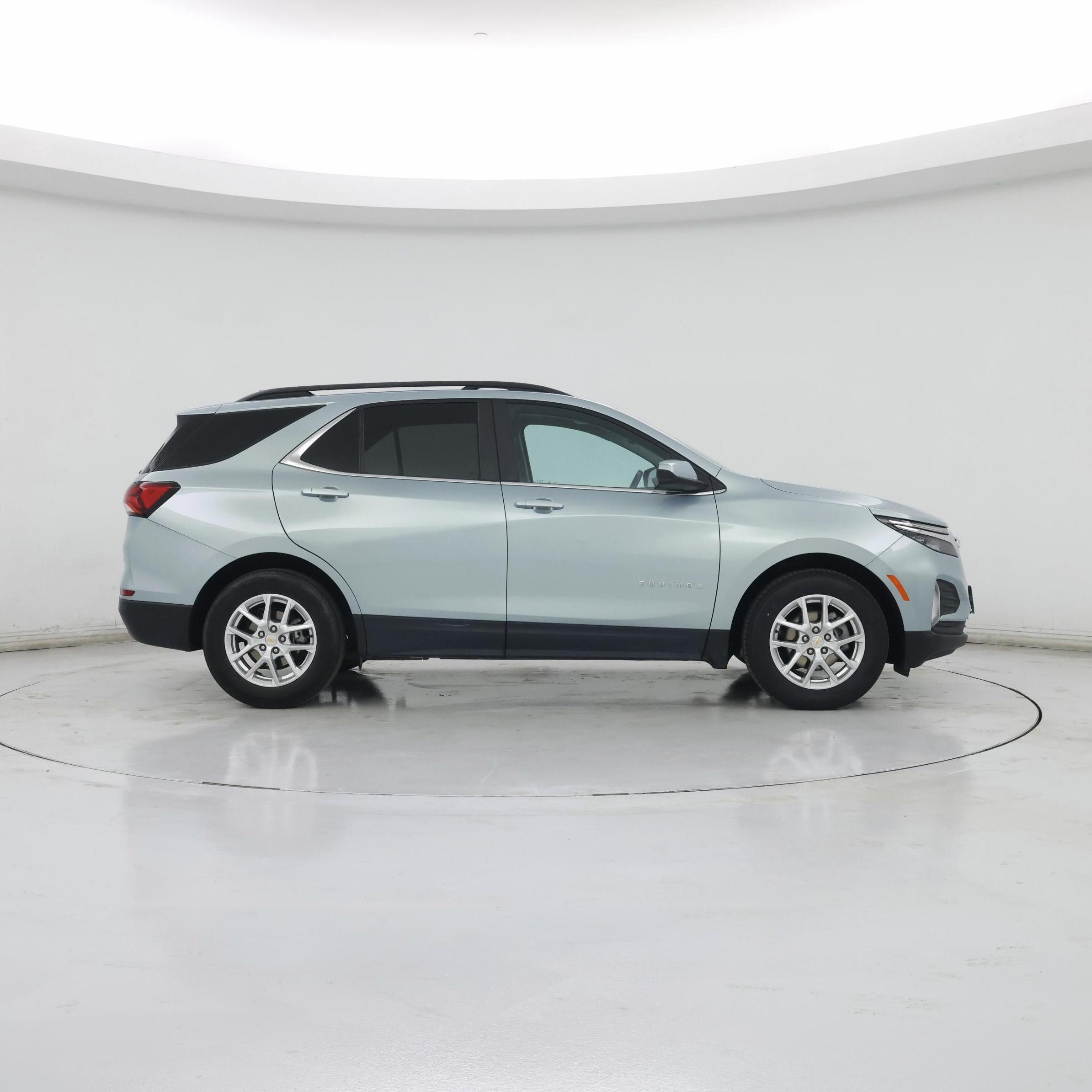 Thumbnail: 2022 Chevrolet Equinox - 7