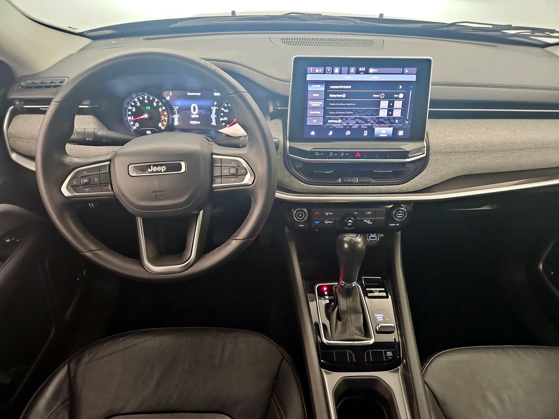 Thumbnail: 2022 Jeep Compass - 9