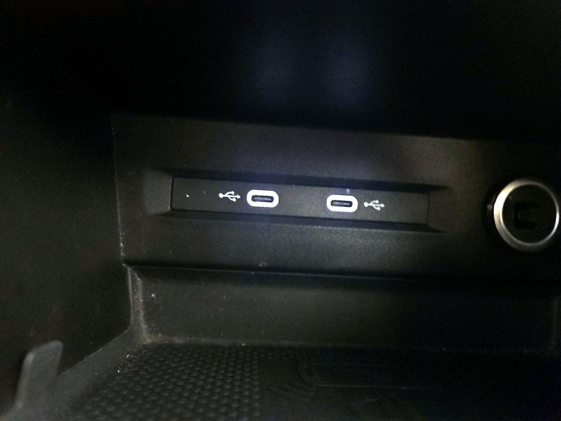 Thumbnail: 2023 Volkswagen Taos - 18