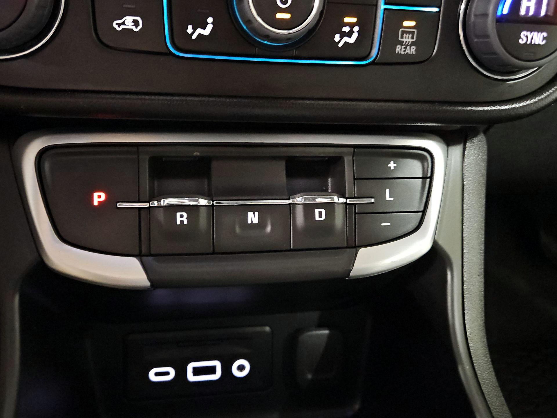 Thumbnail: 2022 GMC Terrain - 18